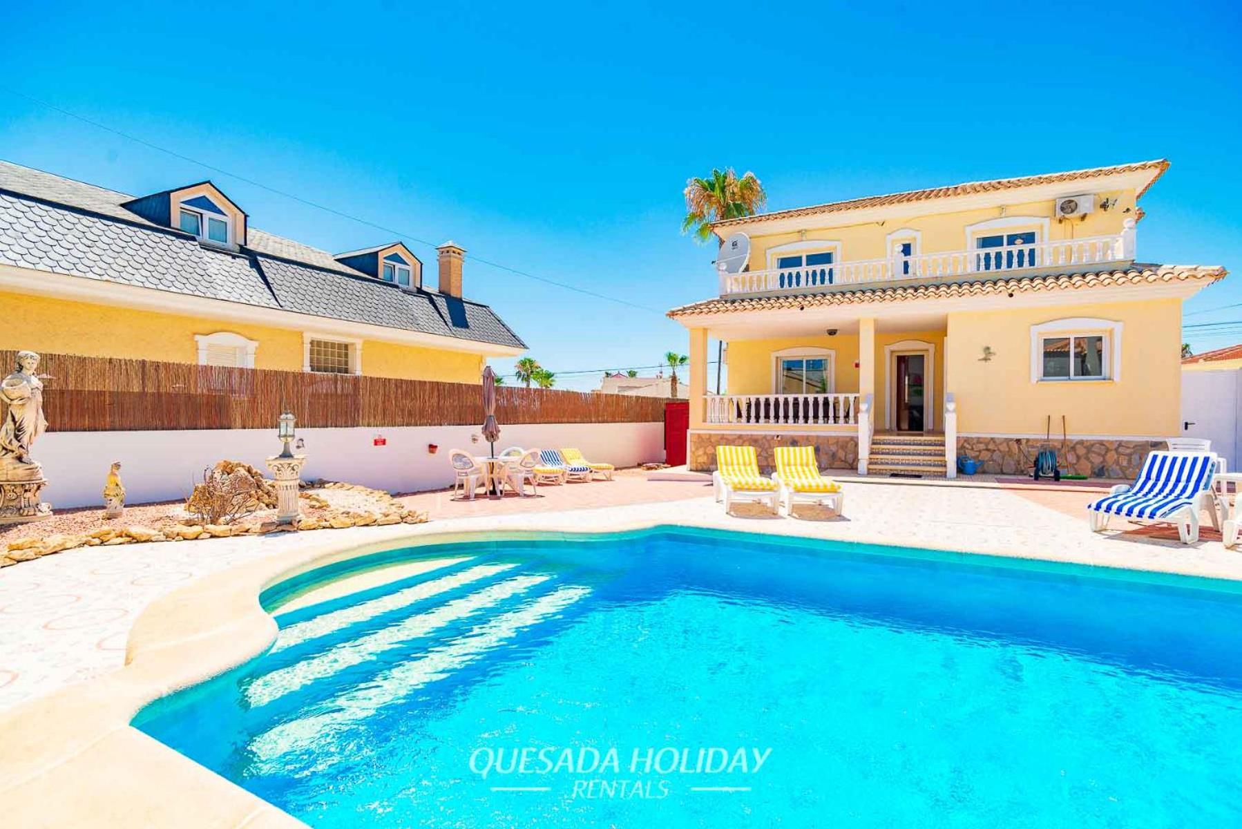 Stunning Central Villa Rosa in Ciudad Quesada Rojales Spacious 4-Bedroom Retreat with Private Pool