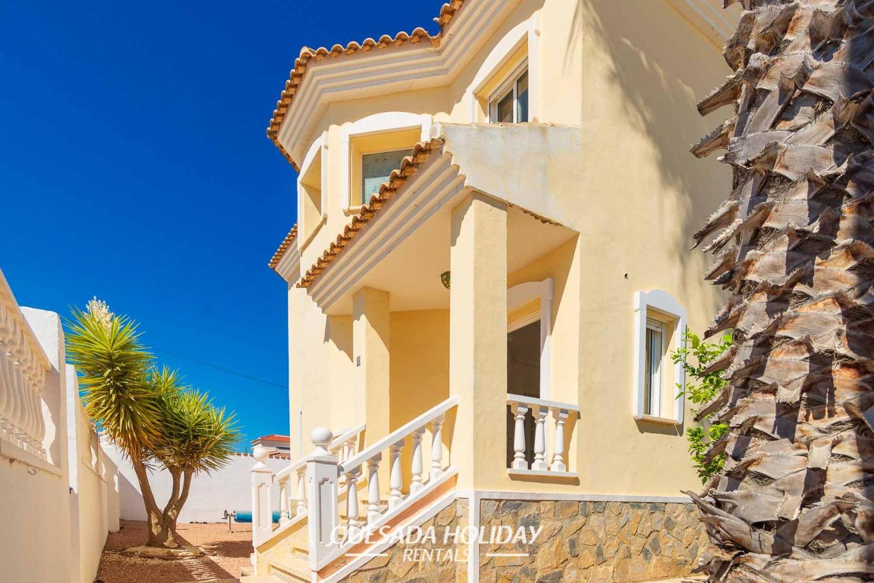 Stunning Central Villa Rosa in Ciudad Quesada Rojales Spacious 4-Bedroom Retreat with Private Pool