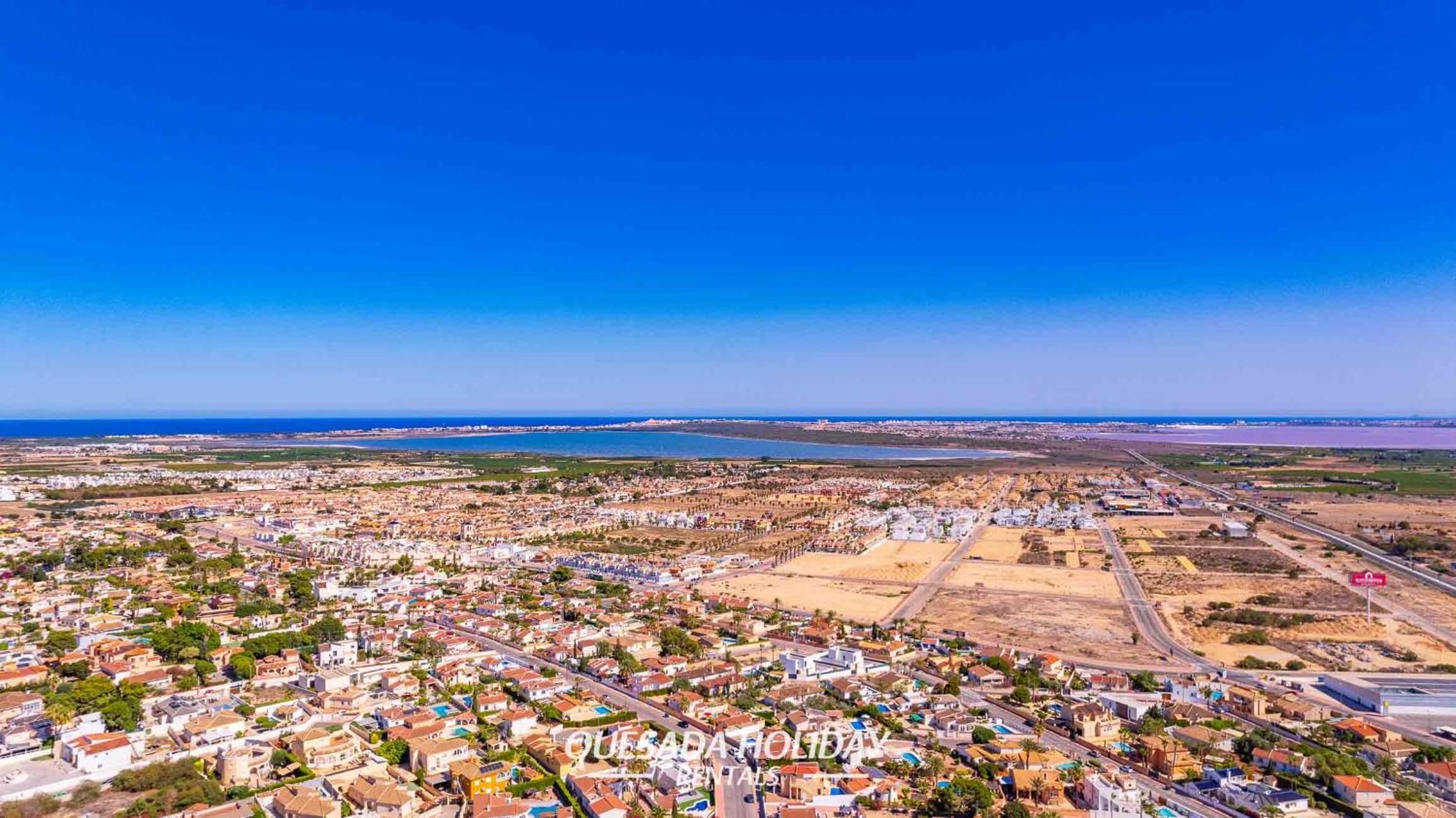 Stunning Central Villa Rosa in Ciudad Quesada Rojales Spacious 4-Bedroom Retreat with Private Pool