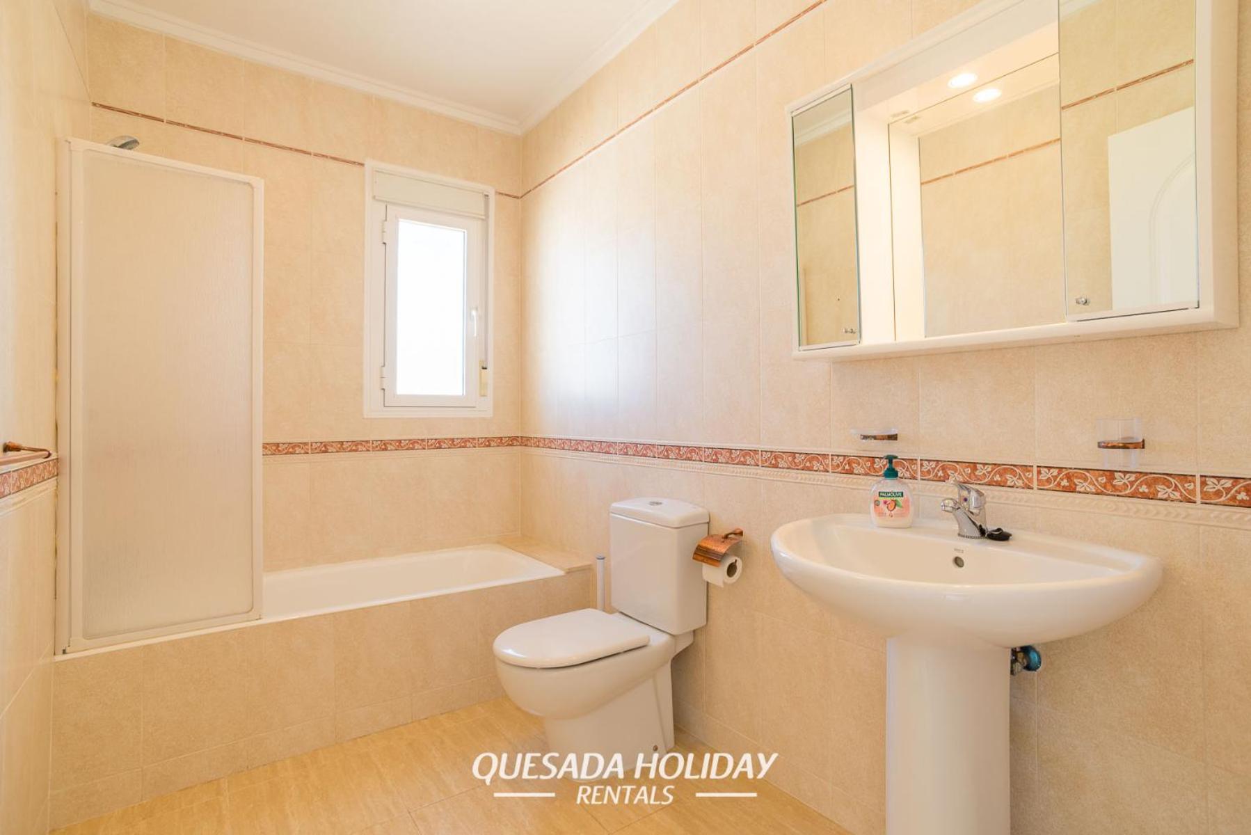 Stunning Central Villa Rosa in Ciudad Quesada Rojales Spacious 4-Bedroom Retreat with Private Pool
