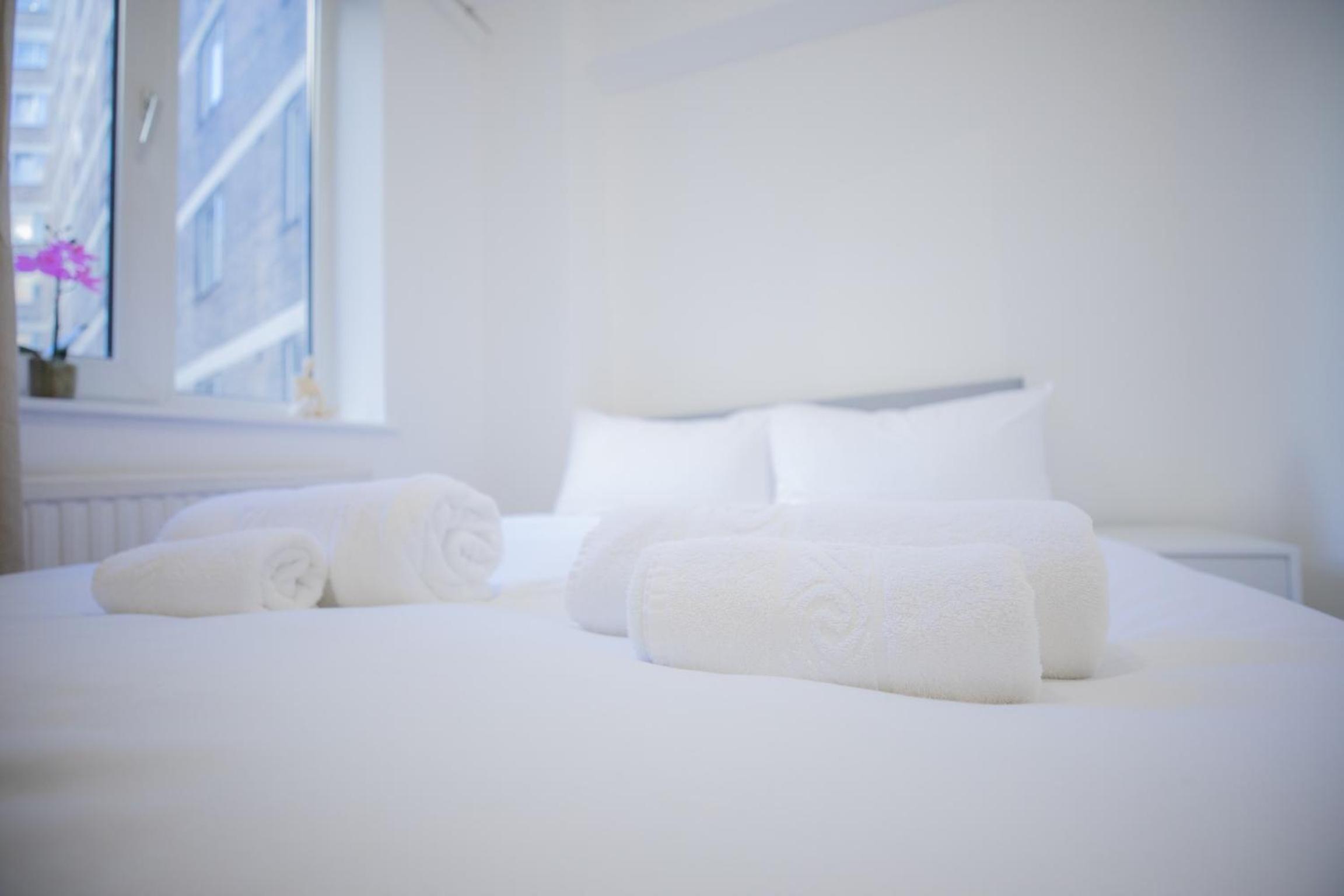 x-One bedroom at Chelsea cloister Hotel