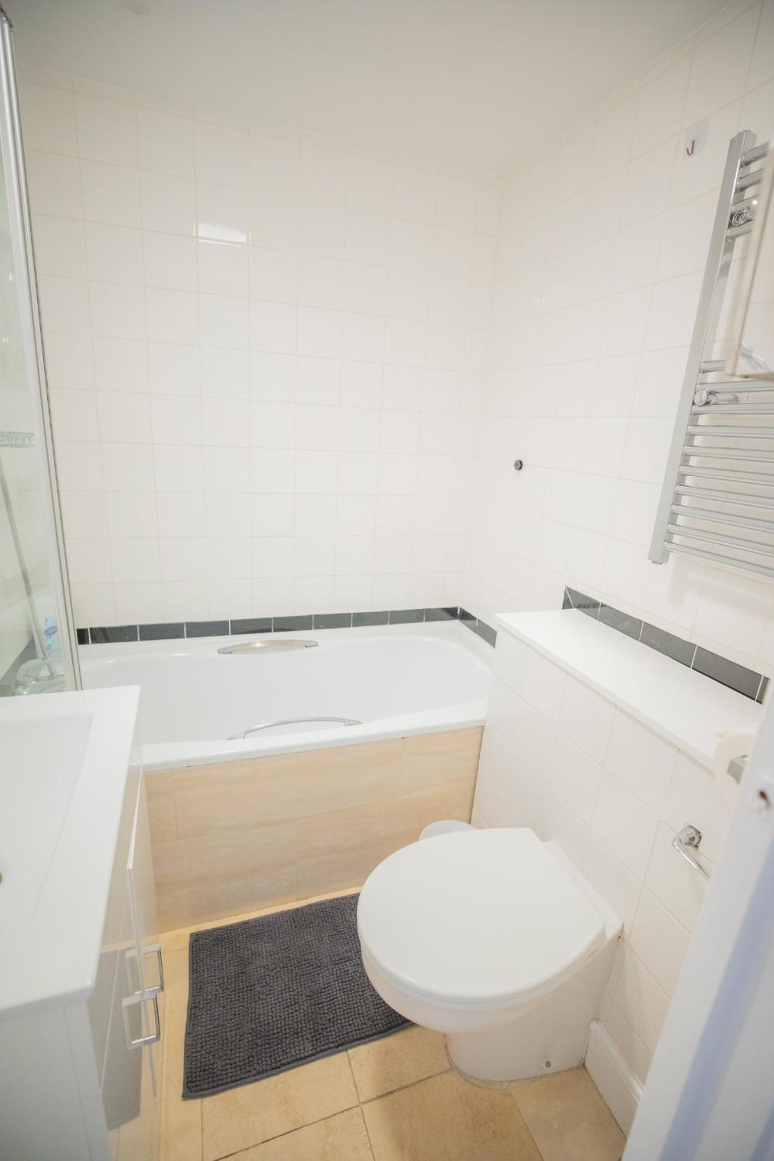 x-One bedroom at Chelsea cloister Hotel