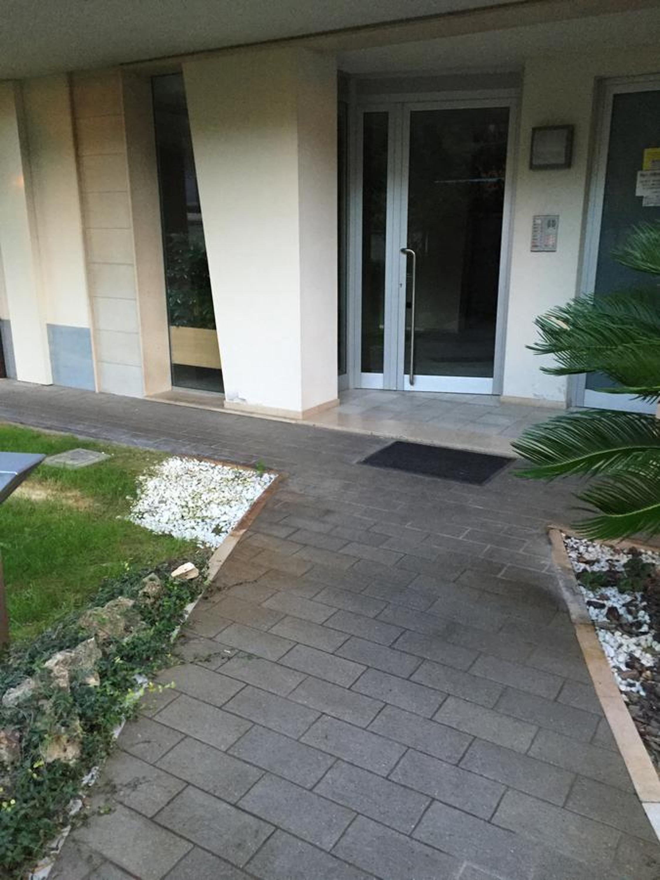 Hotel Appartamento Pescara Sud - Image 1