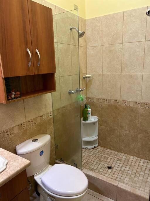 Residencial Santa Cruz apartamento full amueblado