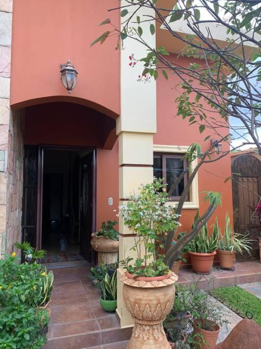 Residencial Santa Cruz apartamento full amueblado