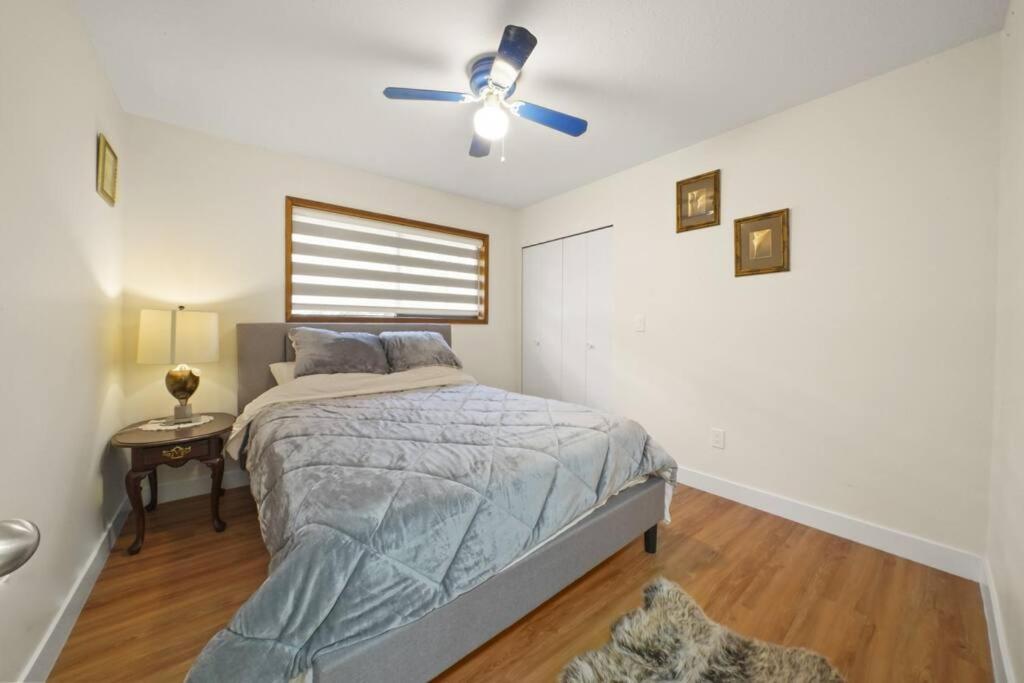 Five Bedroom Oasis with View of Abbotsford Valley