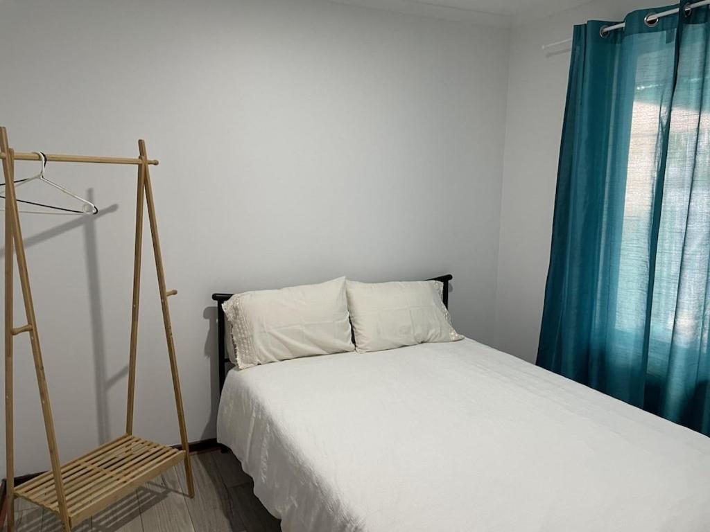 Town Beach Short Stay Villa on Ormsby