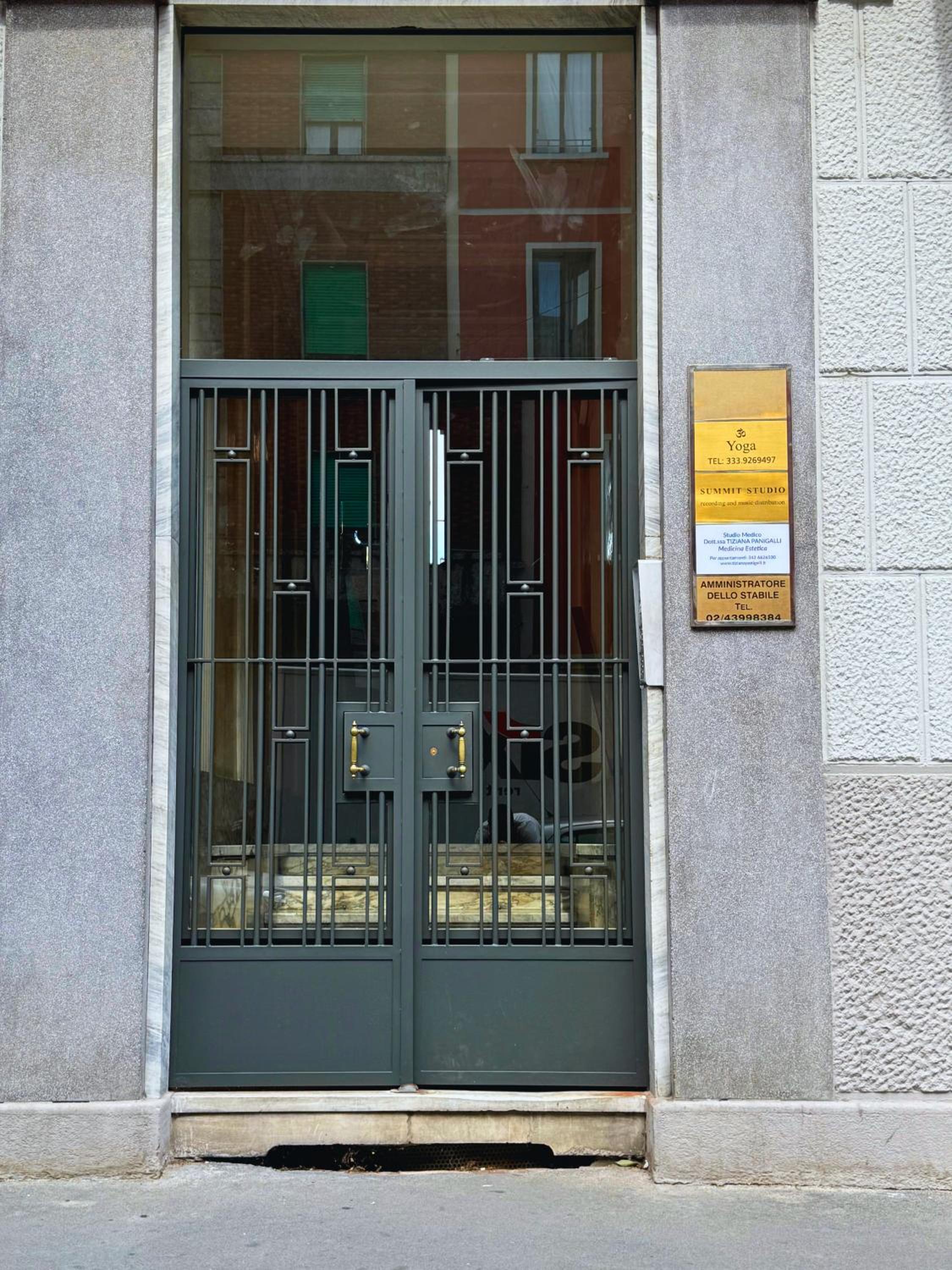 Stendhal Apartment - Design District