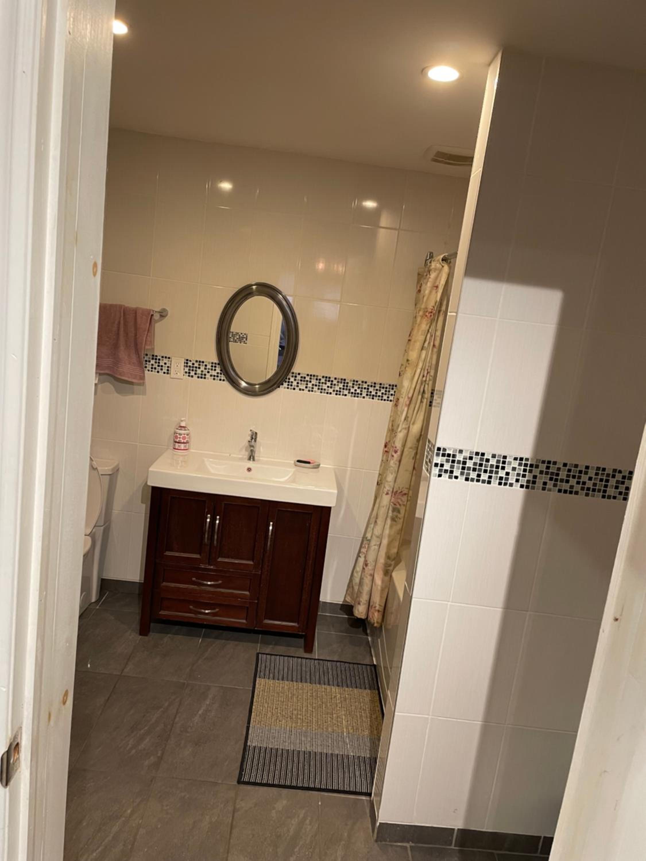 Self service small breakfast, 2 double beds private room