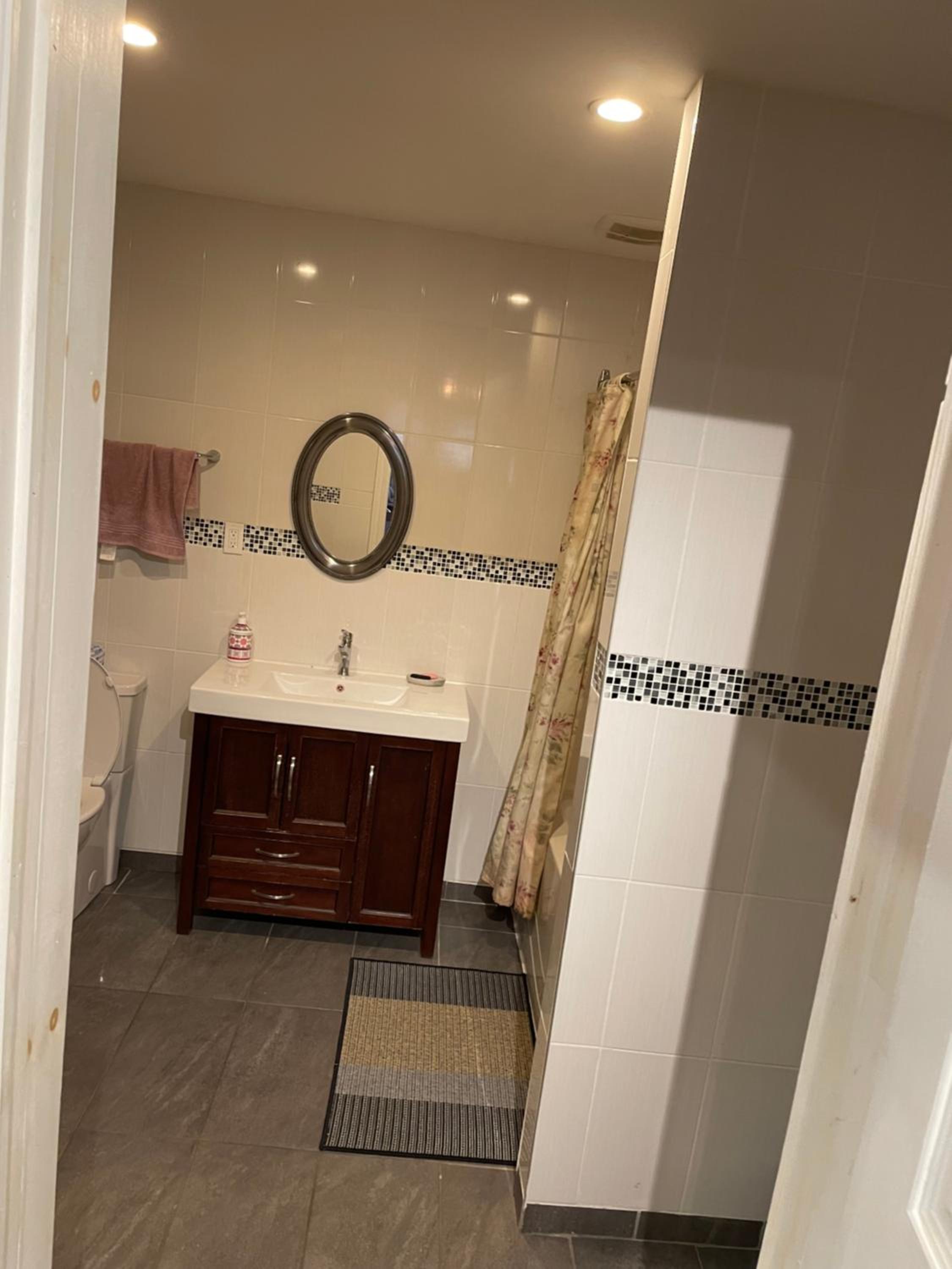 Self service small breakfast, 2 double beds private room