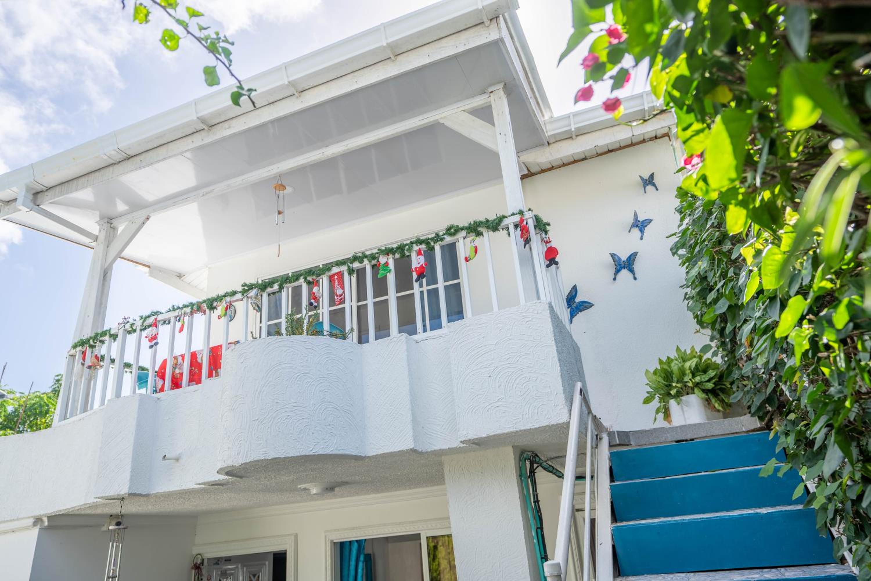 Posada Stoy Place