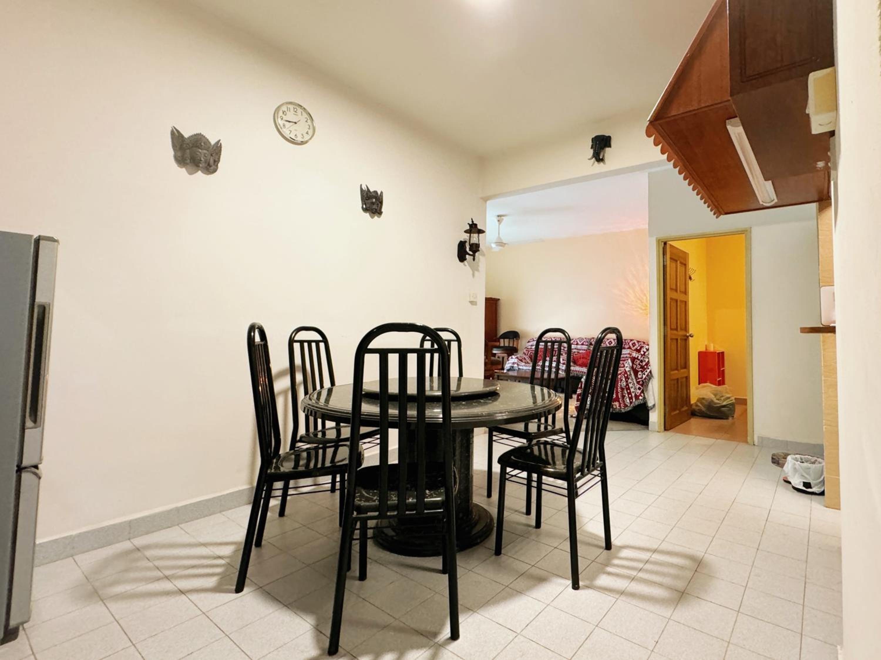 Skyline house photo 6