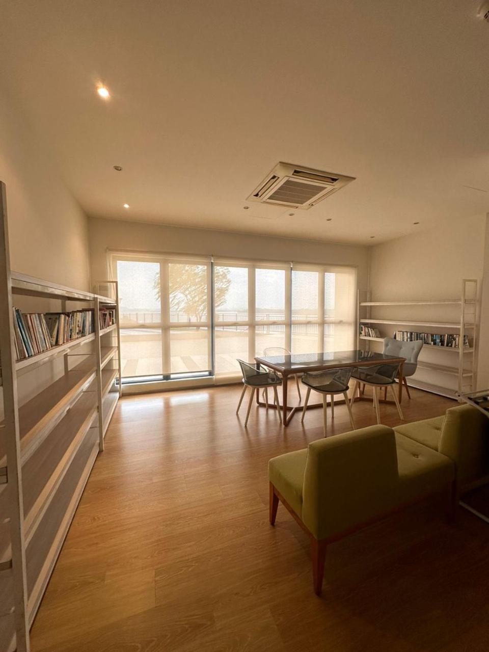 Homestay Ayuzizan CountryGarden Dangabay JB