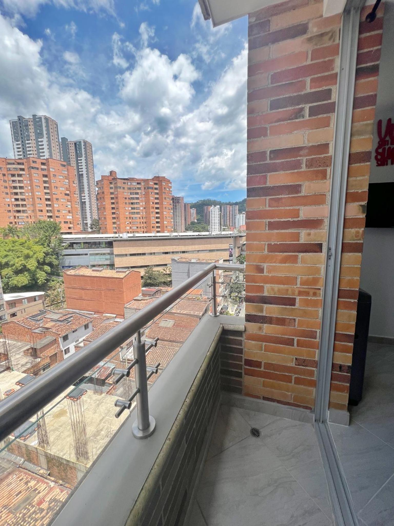 Apto Céntrico con balcón