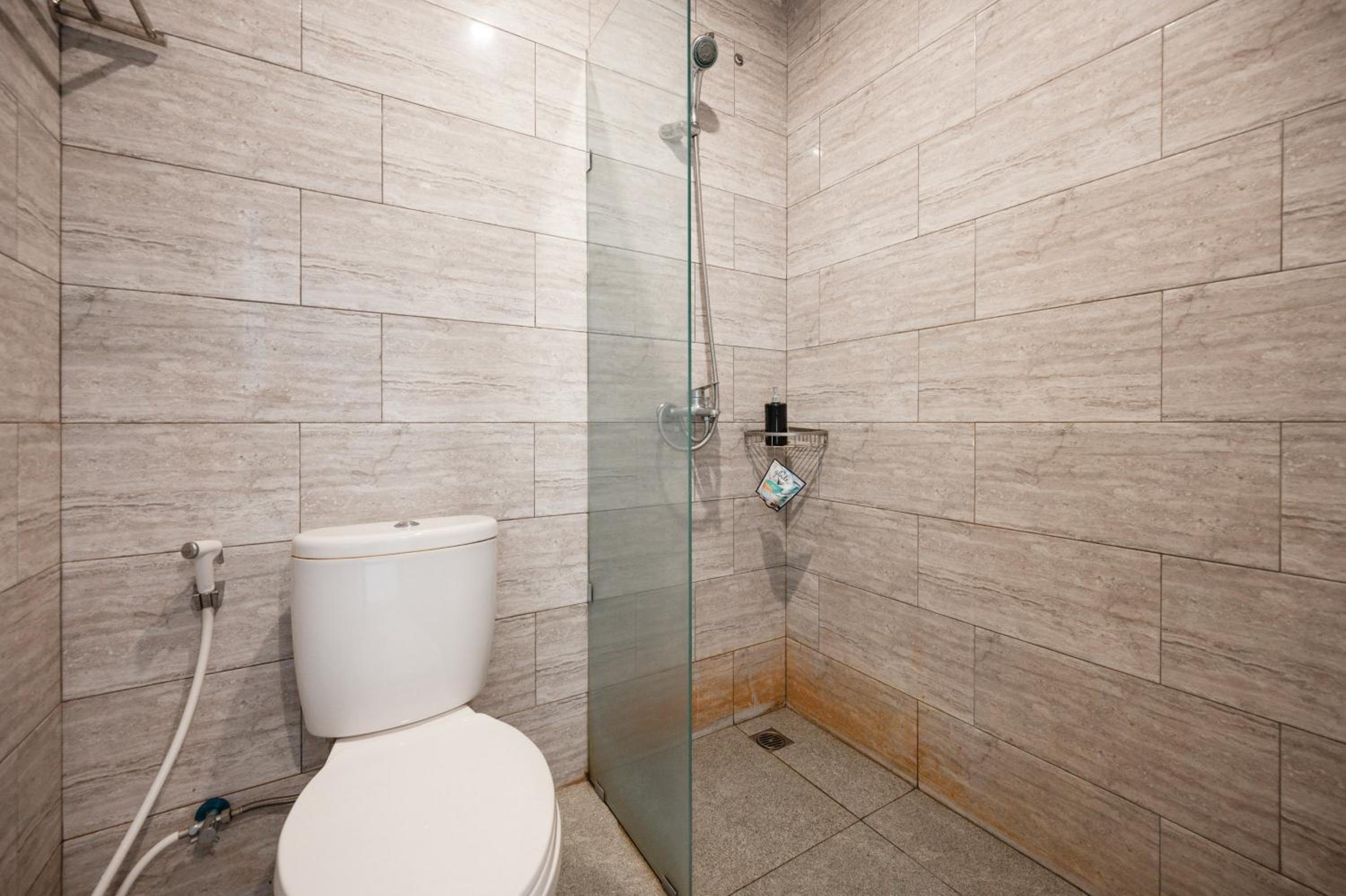 RedDoorz Plus at Yasa's Living Denpasar