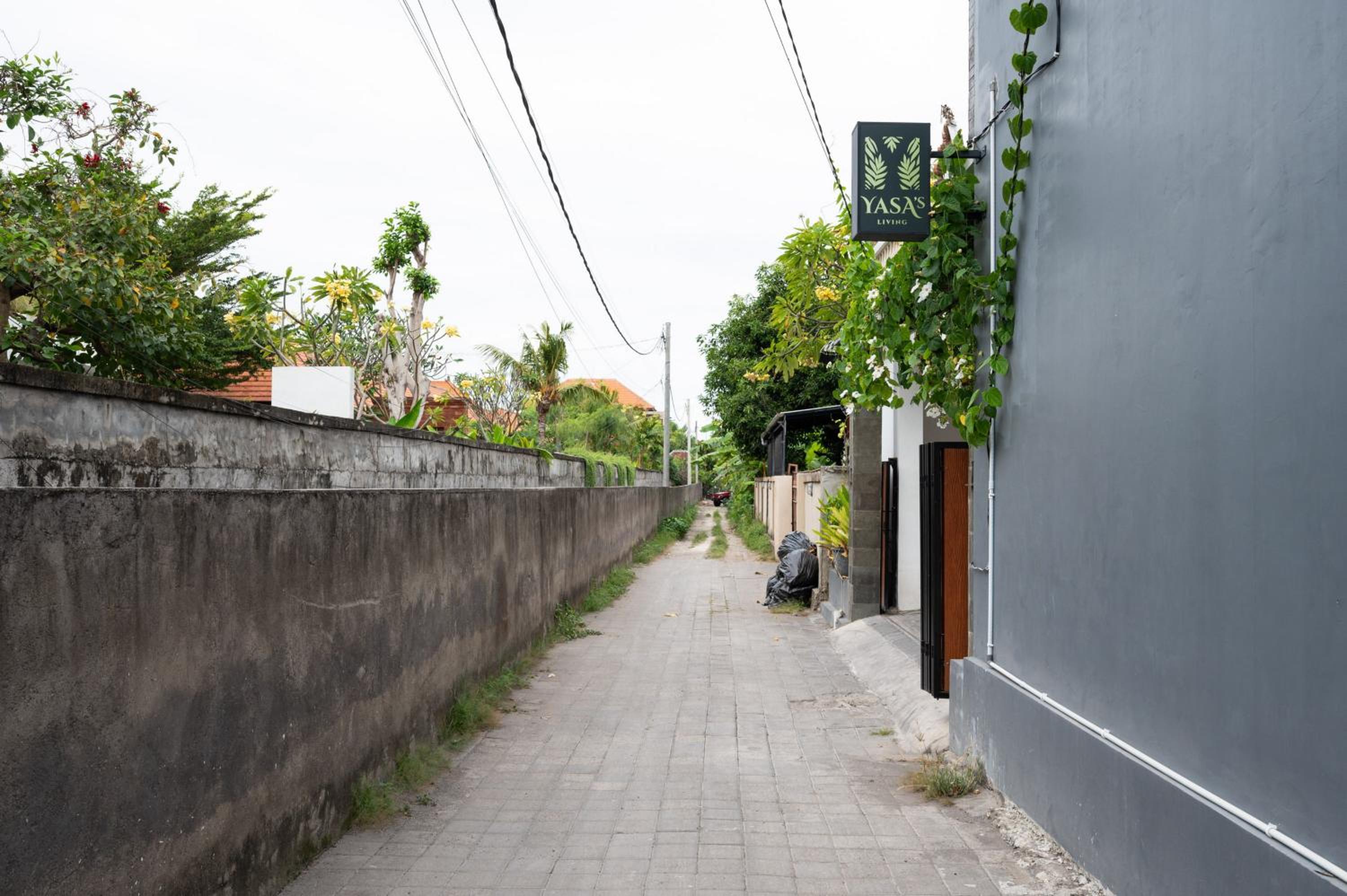 RedDoorz Plus at Yasa's Living Denpasar