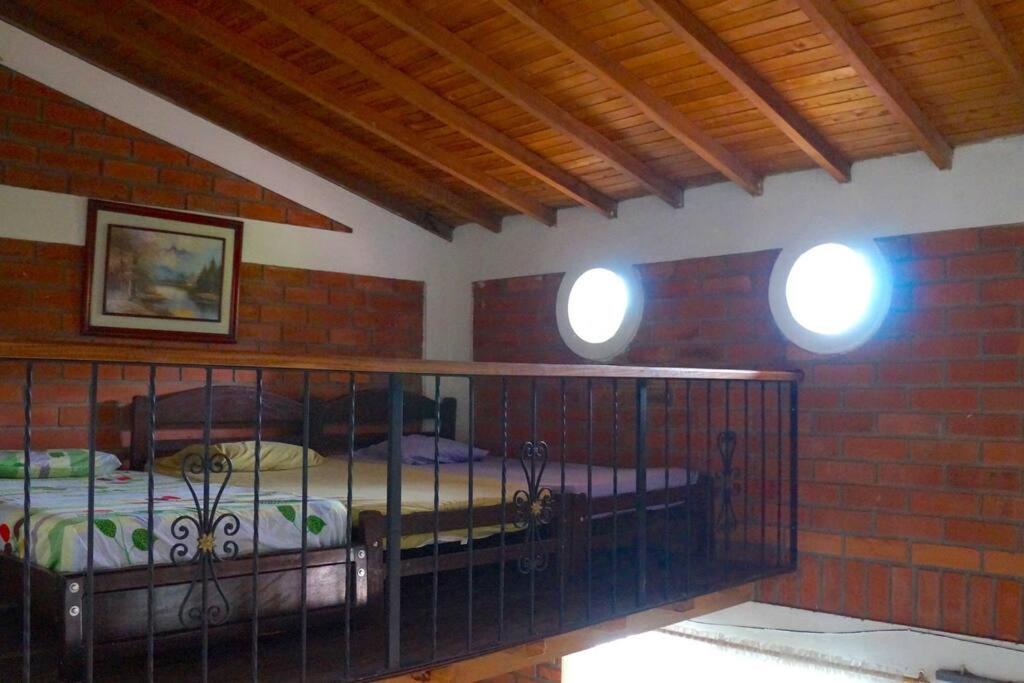 Villa Cantaleta a 3 Cuadras del Parque