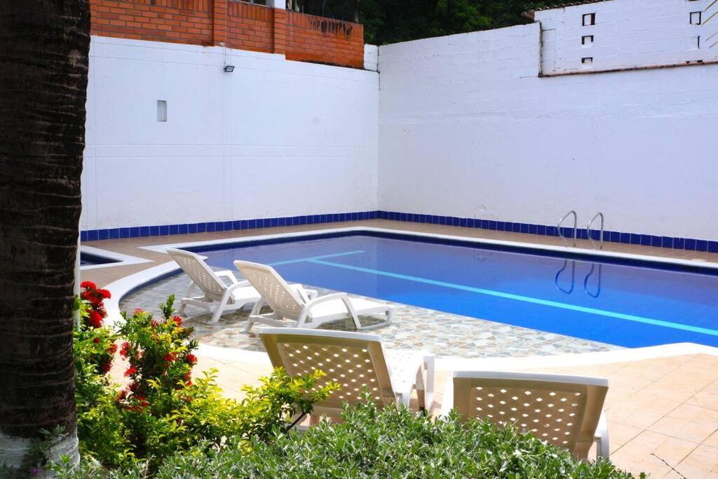 Villa Cantaleta a 3 Cuadras del Parque