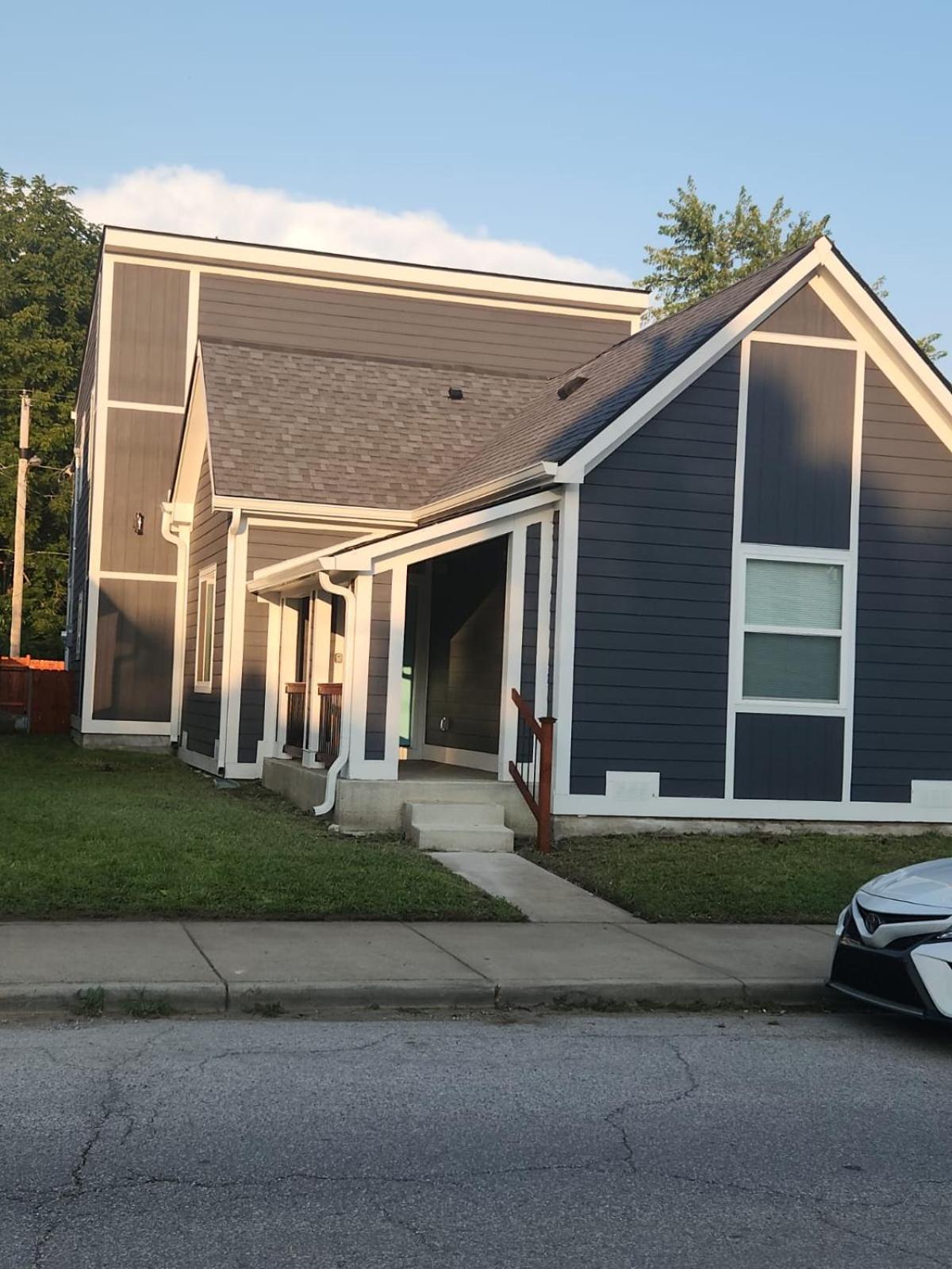 3 Cozy Bedrooms Near Lucas Oil Stadium view 5