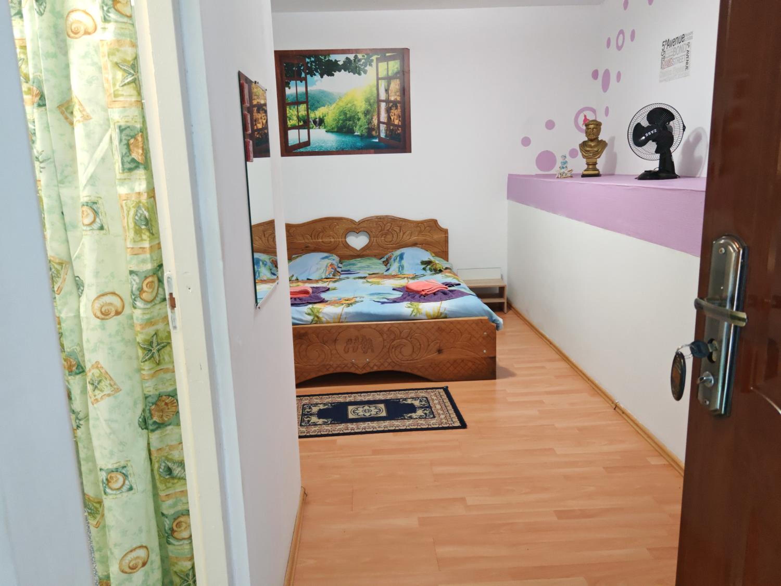 Photo 33