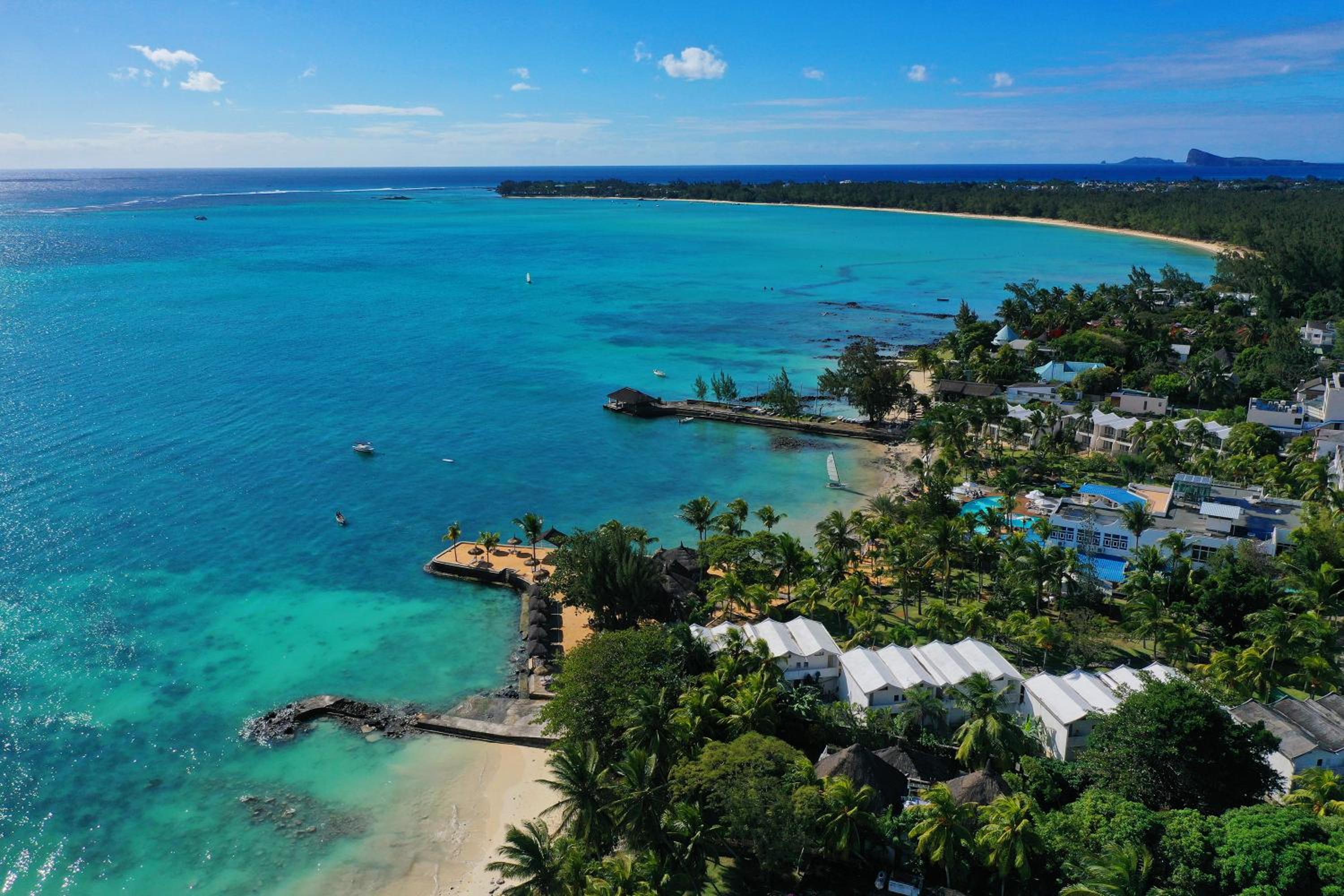 Coral Azur Beach Resort Mont Choisy
