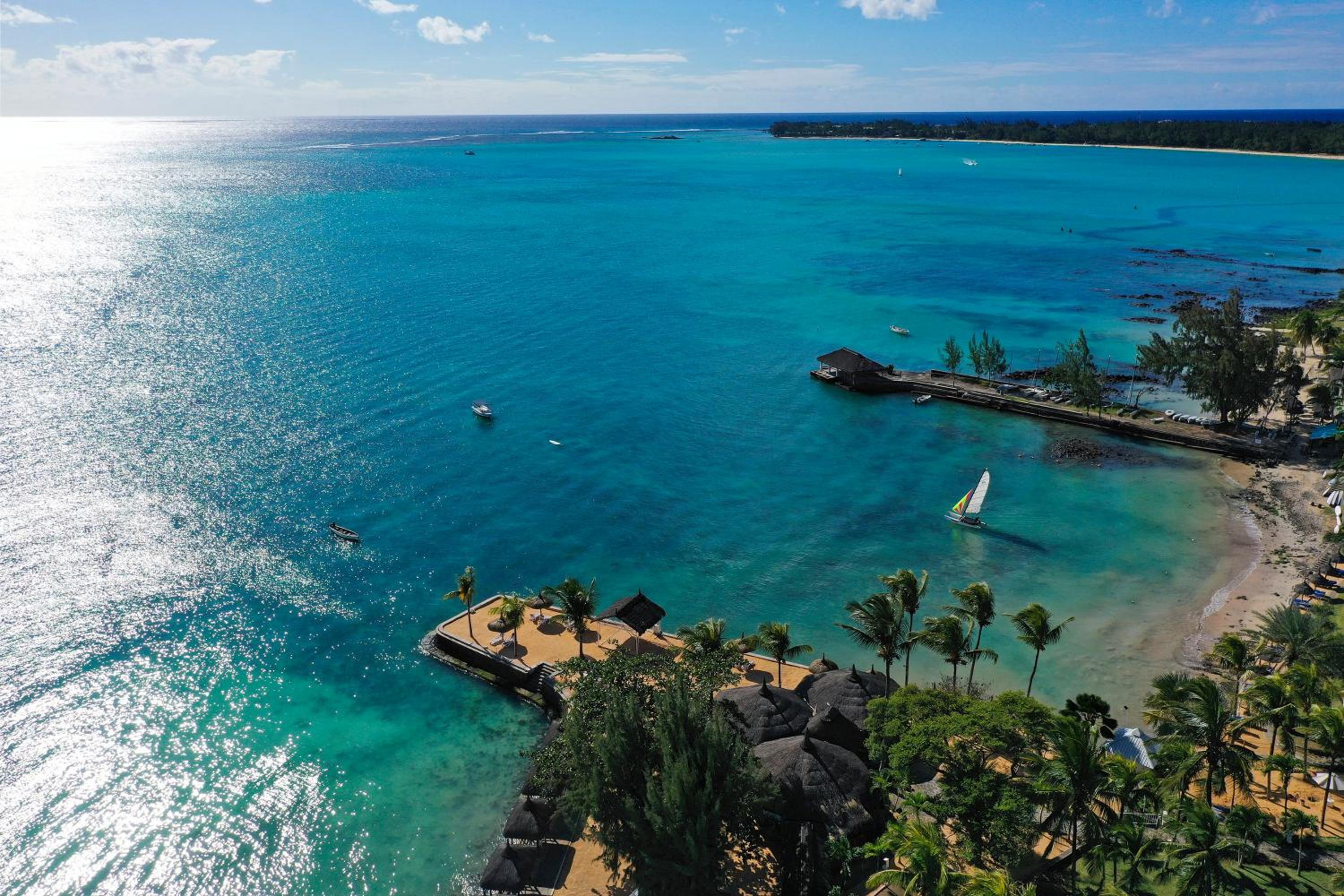 Coral Azur Beach Resort Mont Choisy