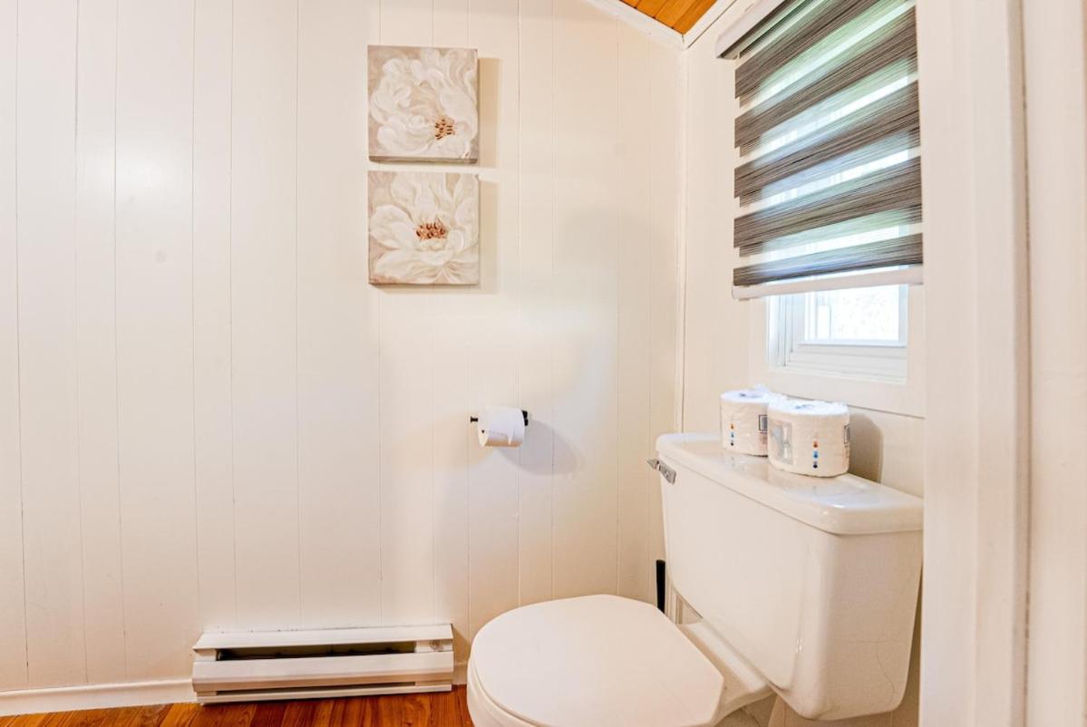 Beach Cabin On Lake Cecebe- Maijac Resort & Marina
