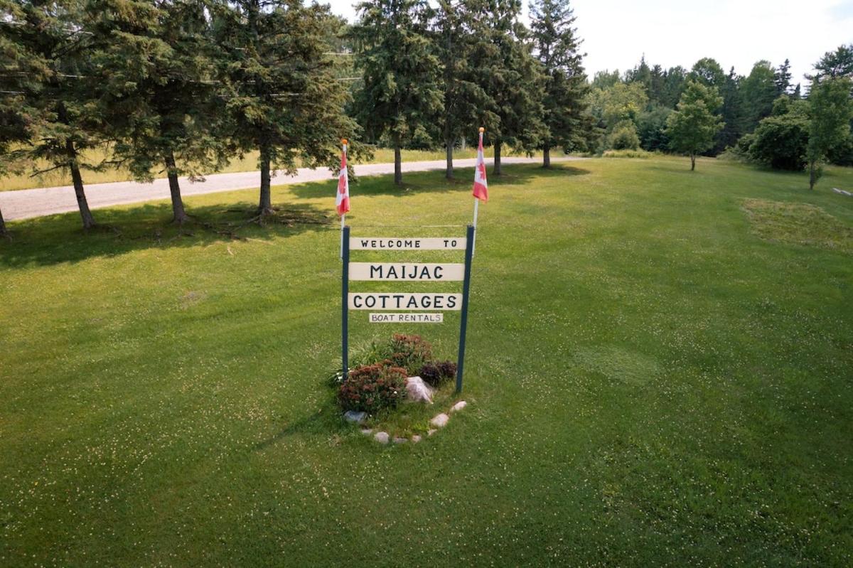 Burk's Falls Beach #4 - Maijac Resort & Marina