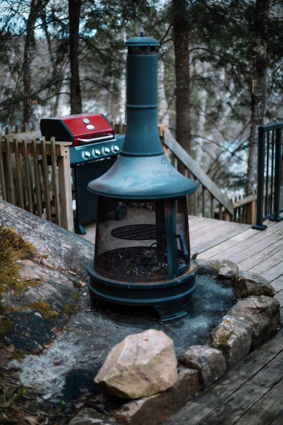 Lakefront Retreat & Panoramic Views With Hot Tub and Sauna