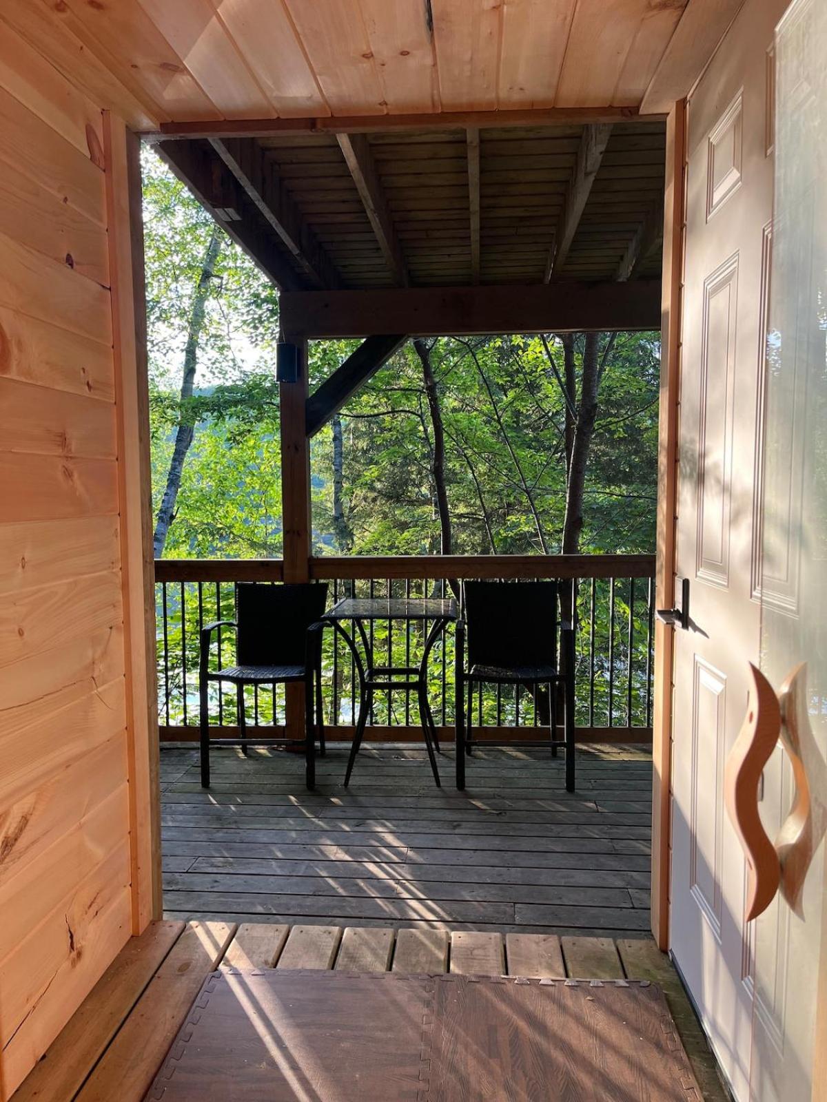 Lakefront Retreat & Panoramic Views With Hot Tub and Sauna