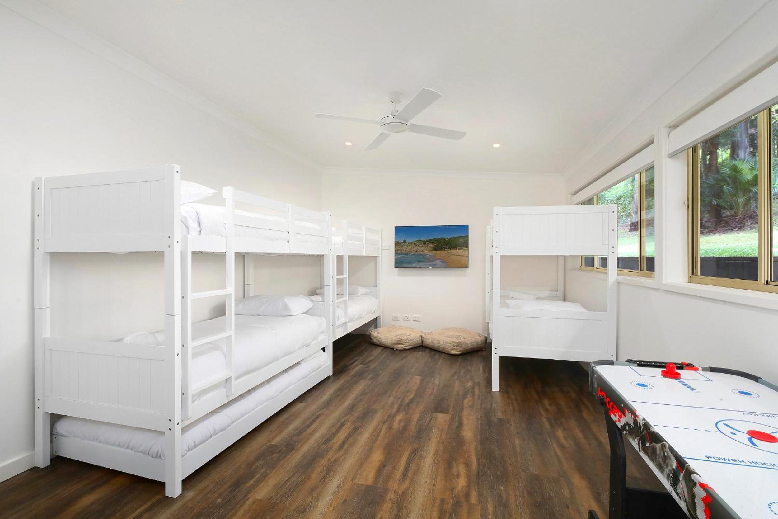 Acreage Estate -Mini Horses -Outdoor Spa -Tennis Court