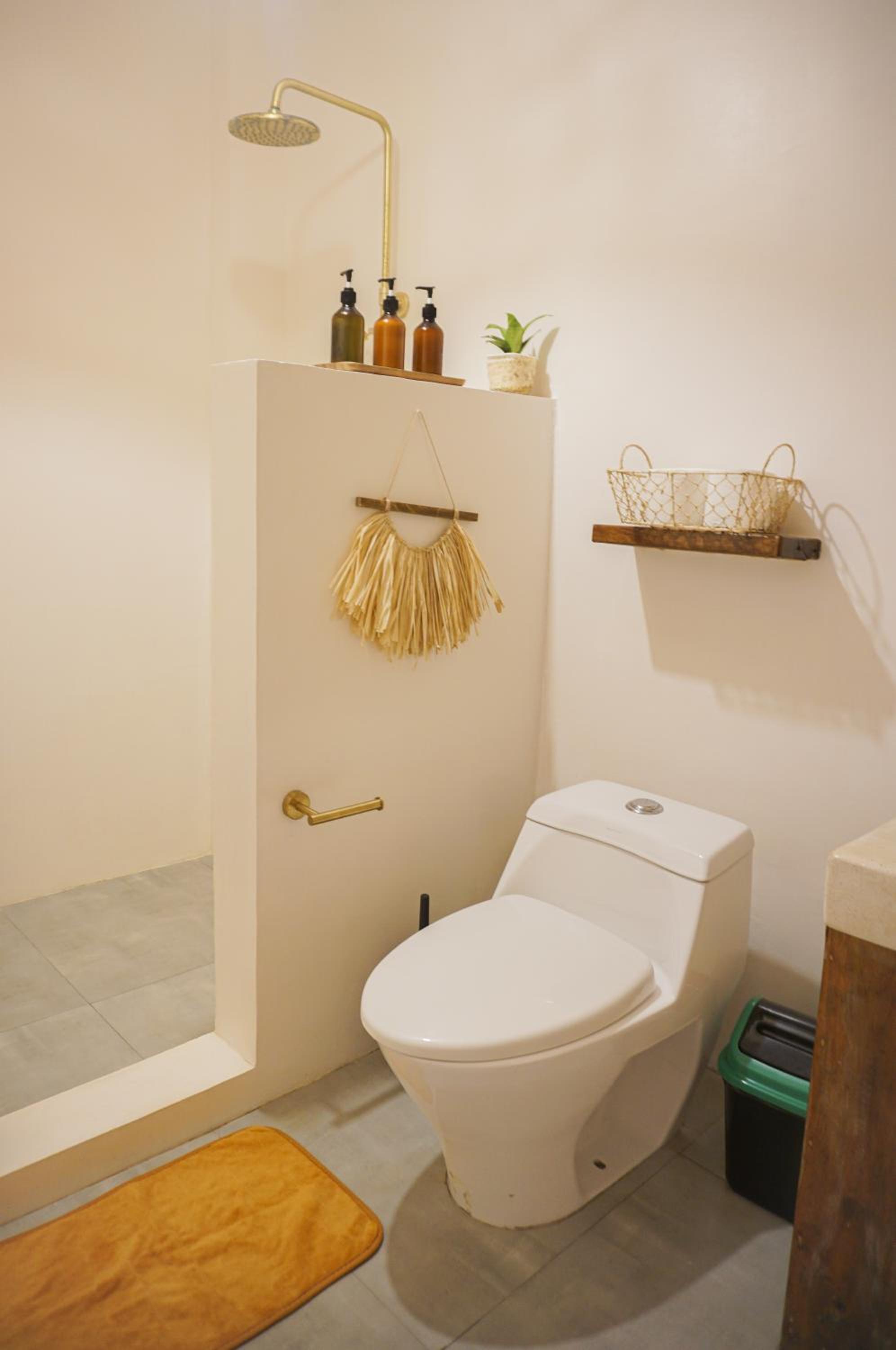 Greenhouse Siargao Roadside Boutique Apartments