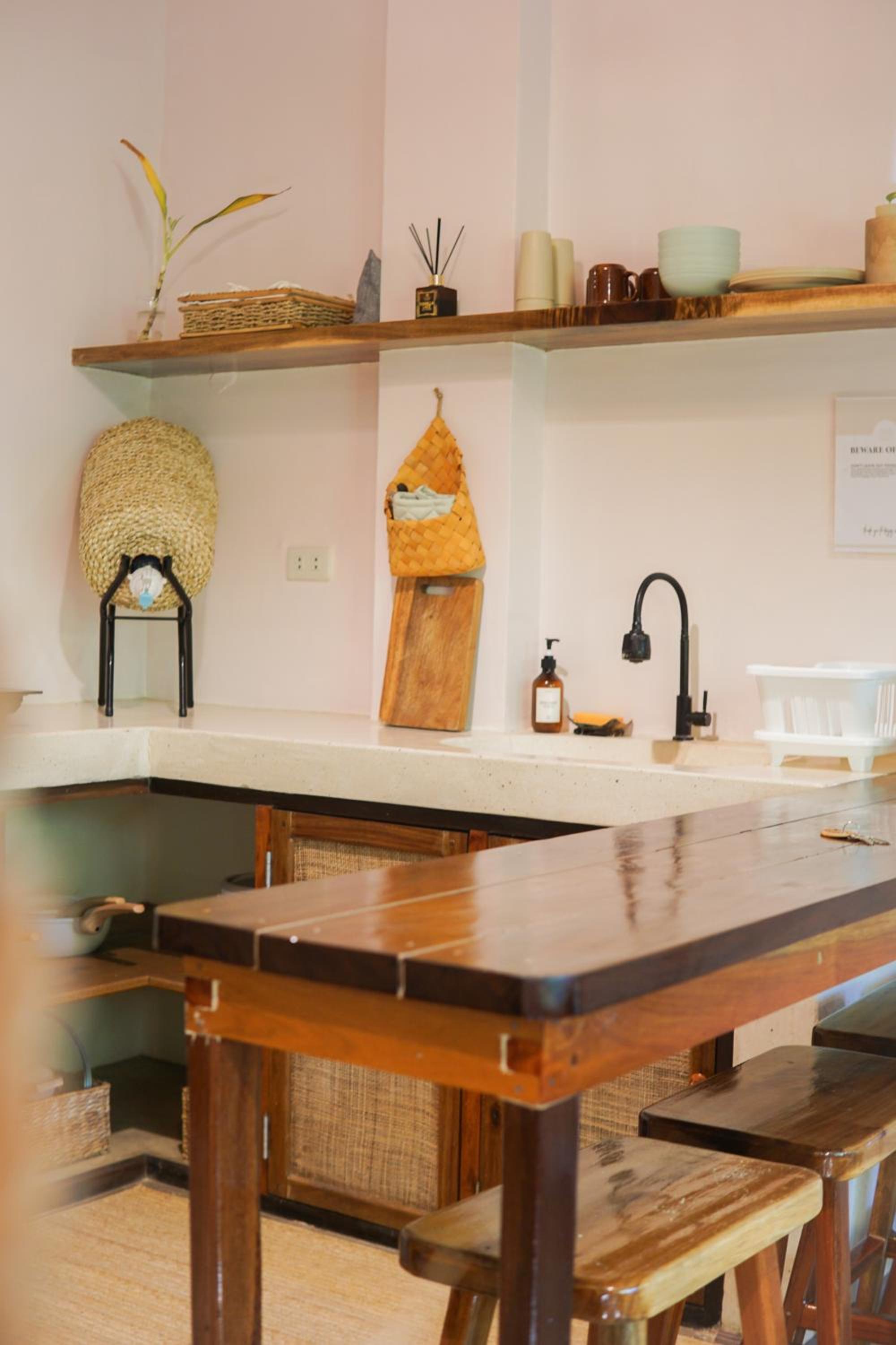 Greenhouse Siargao Roadside Boutique Apartments