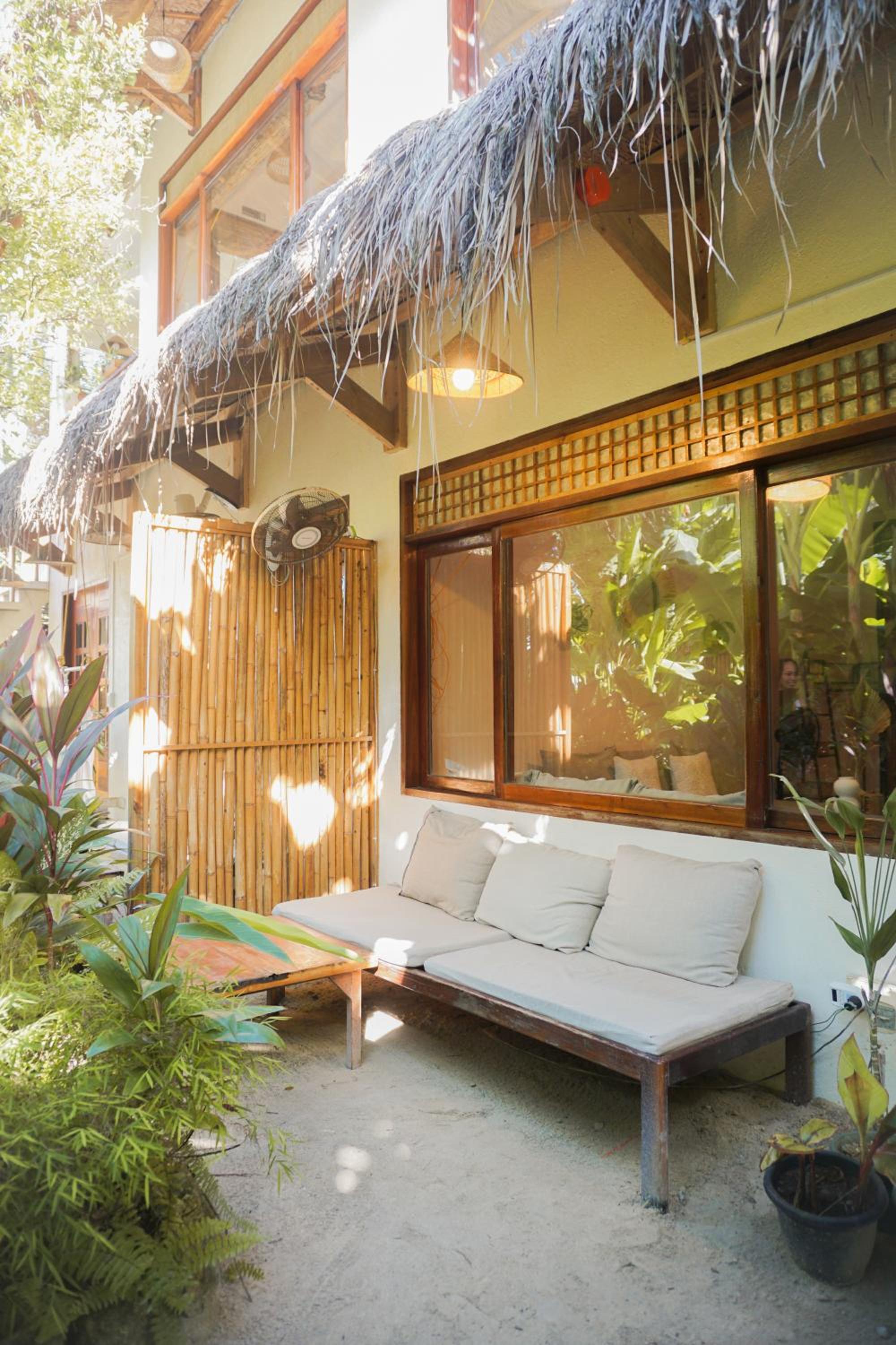 Greenhouse Siargao Roadside Boutique Apartments
