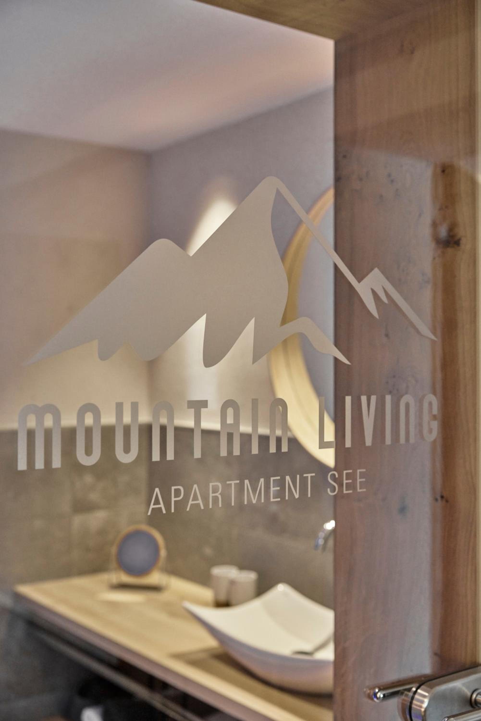 Mountain Living Ski-in & Ski out Silvretta Sommer Card Including