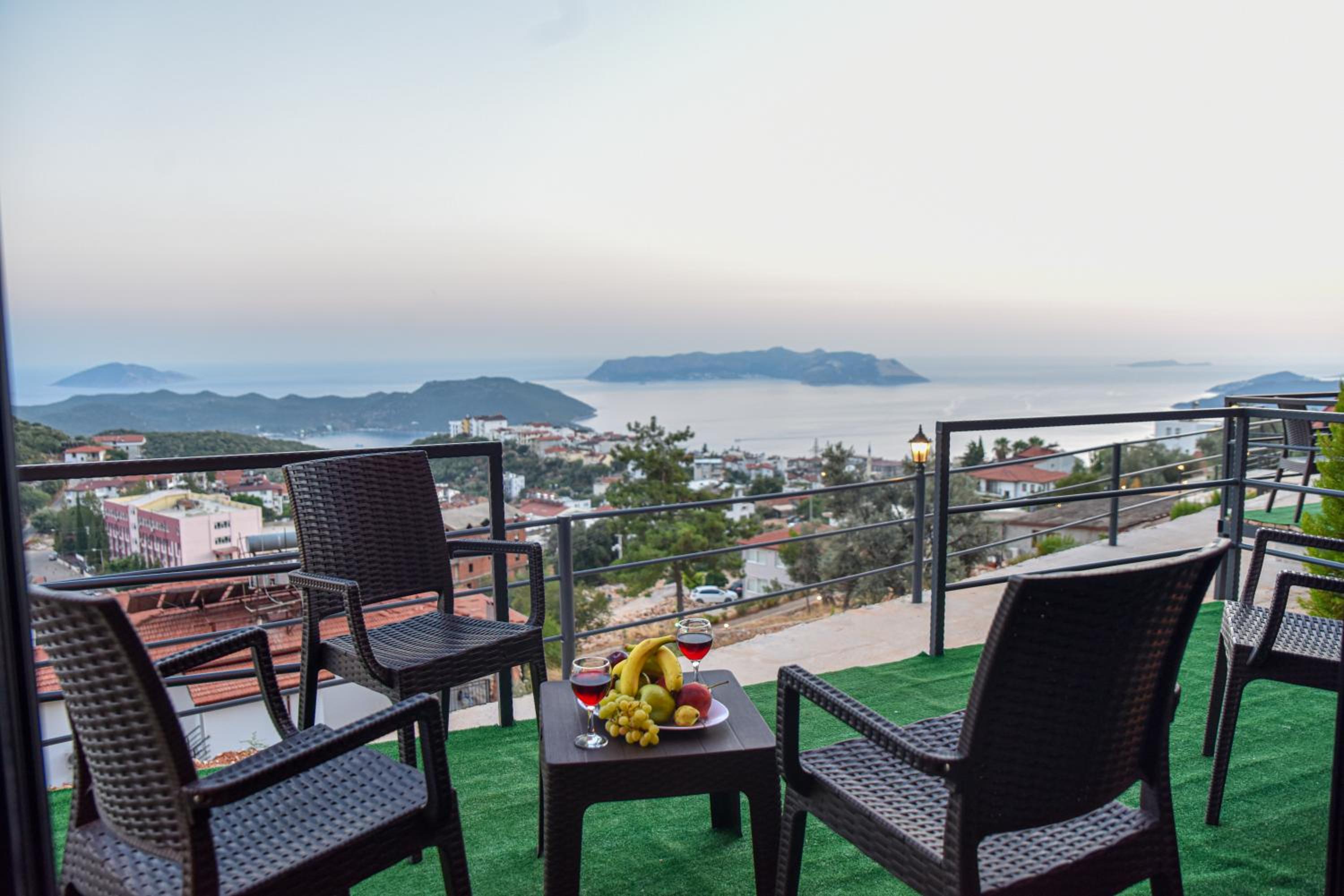 Ay-Ra Suite Bungalow view 2