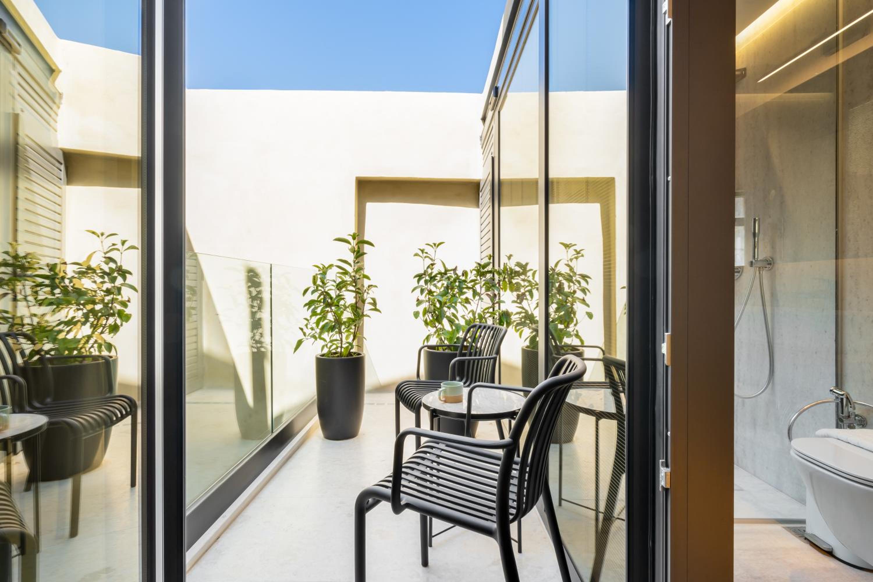 Poem Suites view 5