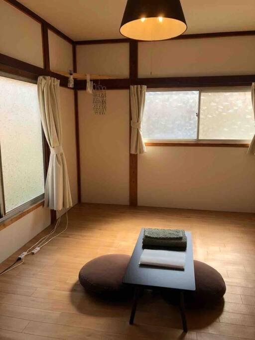 Kawamura Apartment 203