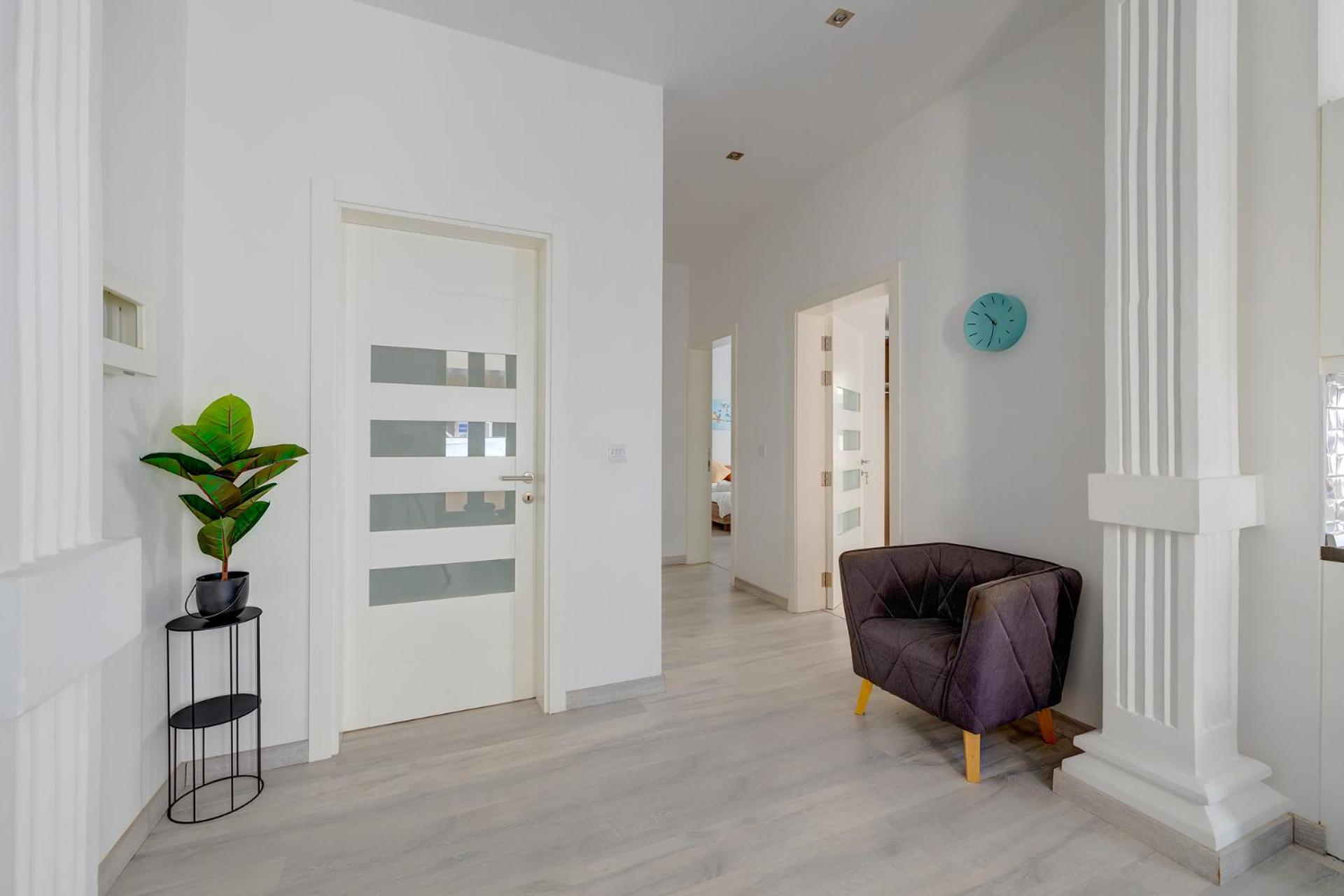 Stylish 2BR Apart, Steps Away from the Beach view 4