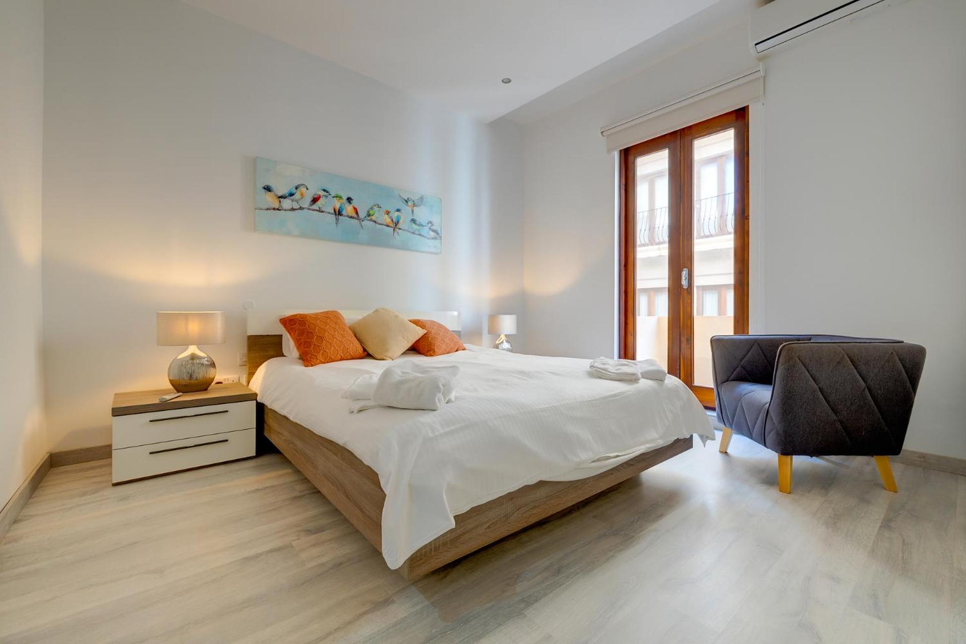 Stylish 2BR Apart, Steps Away from the Beach view 5