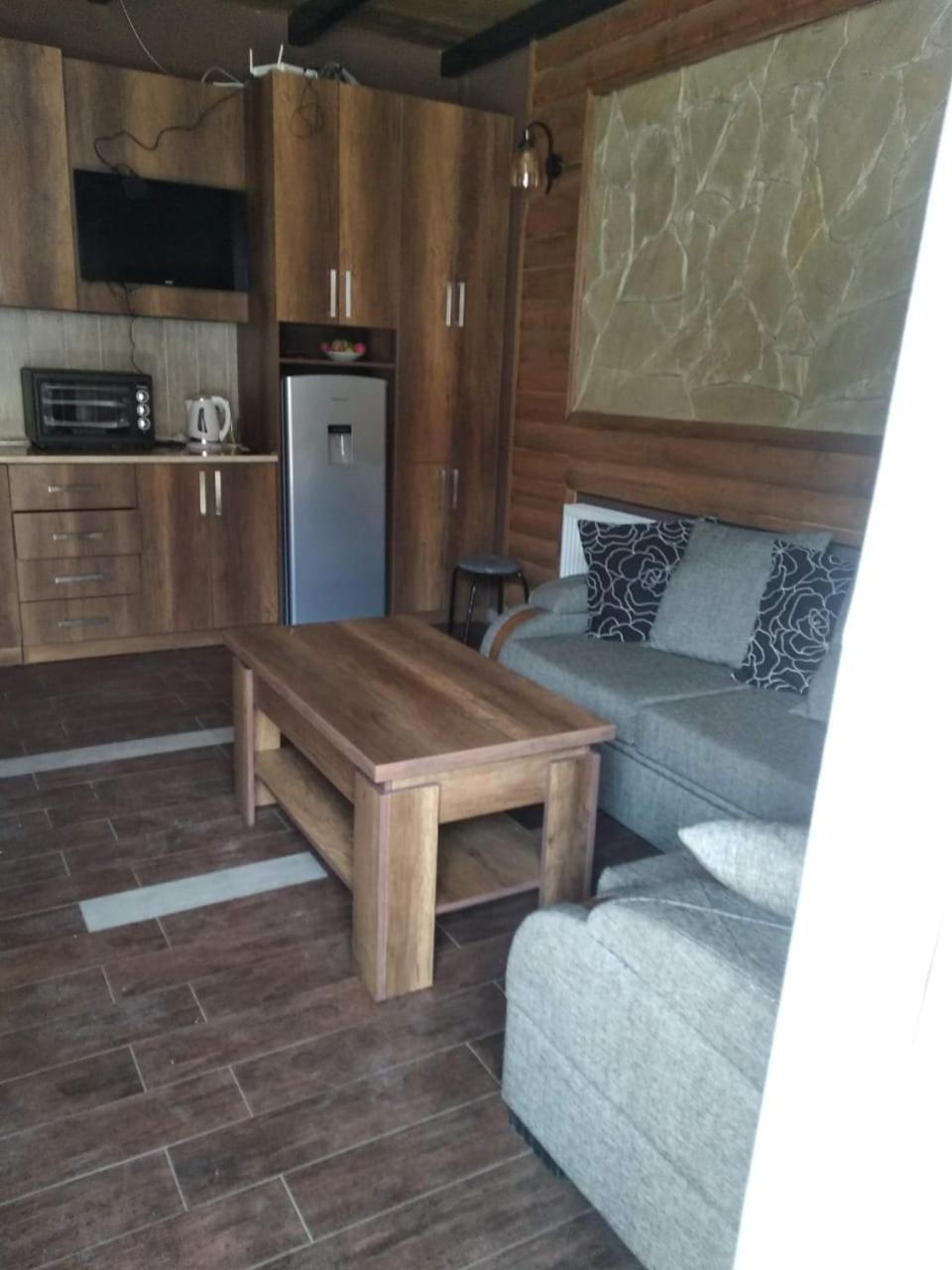 London House Bakuriani