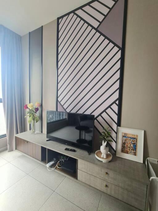Luxury 2bedroom suite near Midvalley - Millerz Square