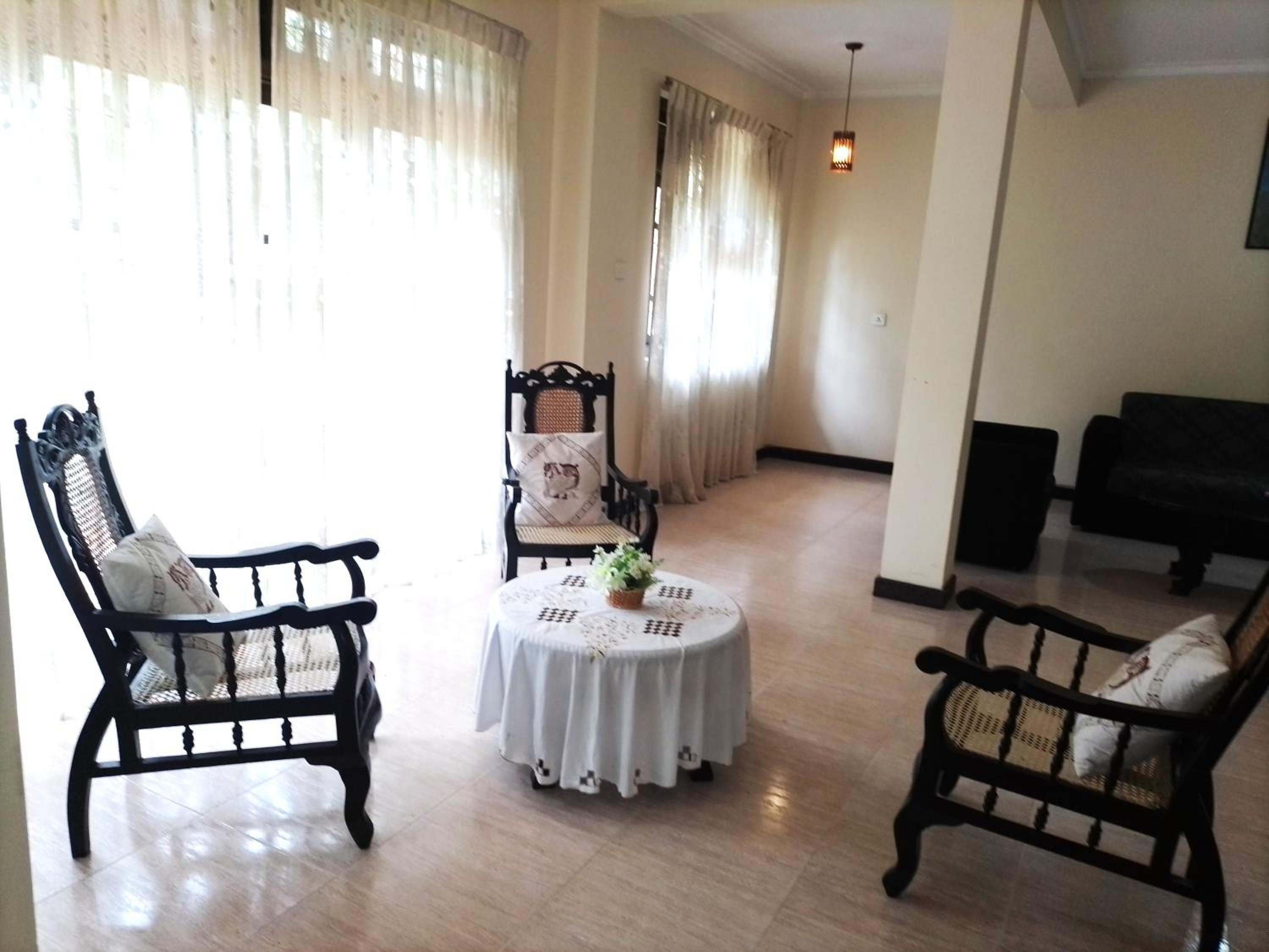 Fairland Bungalow