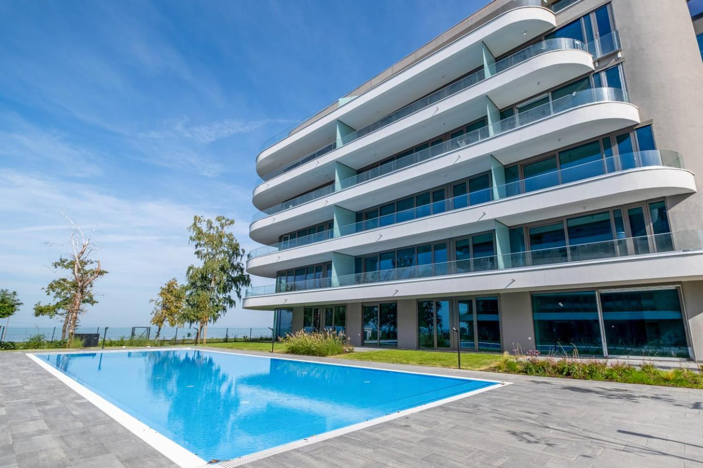 MyFlat Wave Luxury 44 Suite view 5