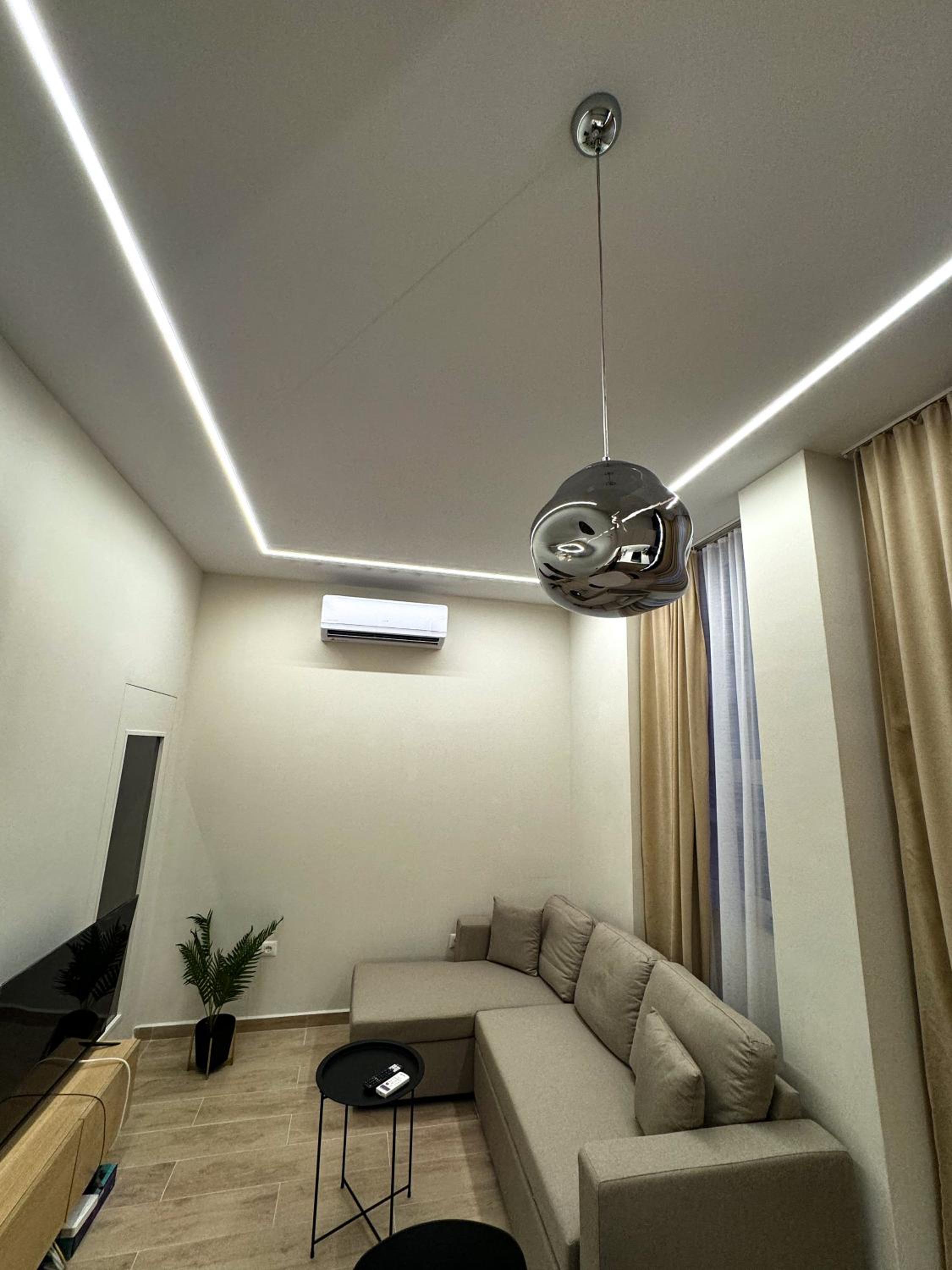 Nomad Stay Apartments