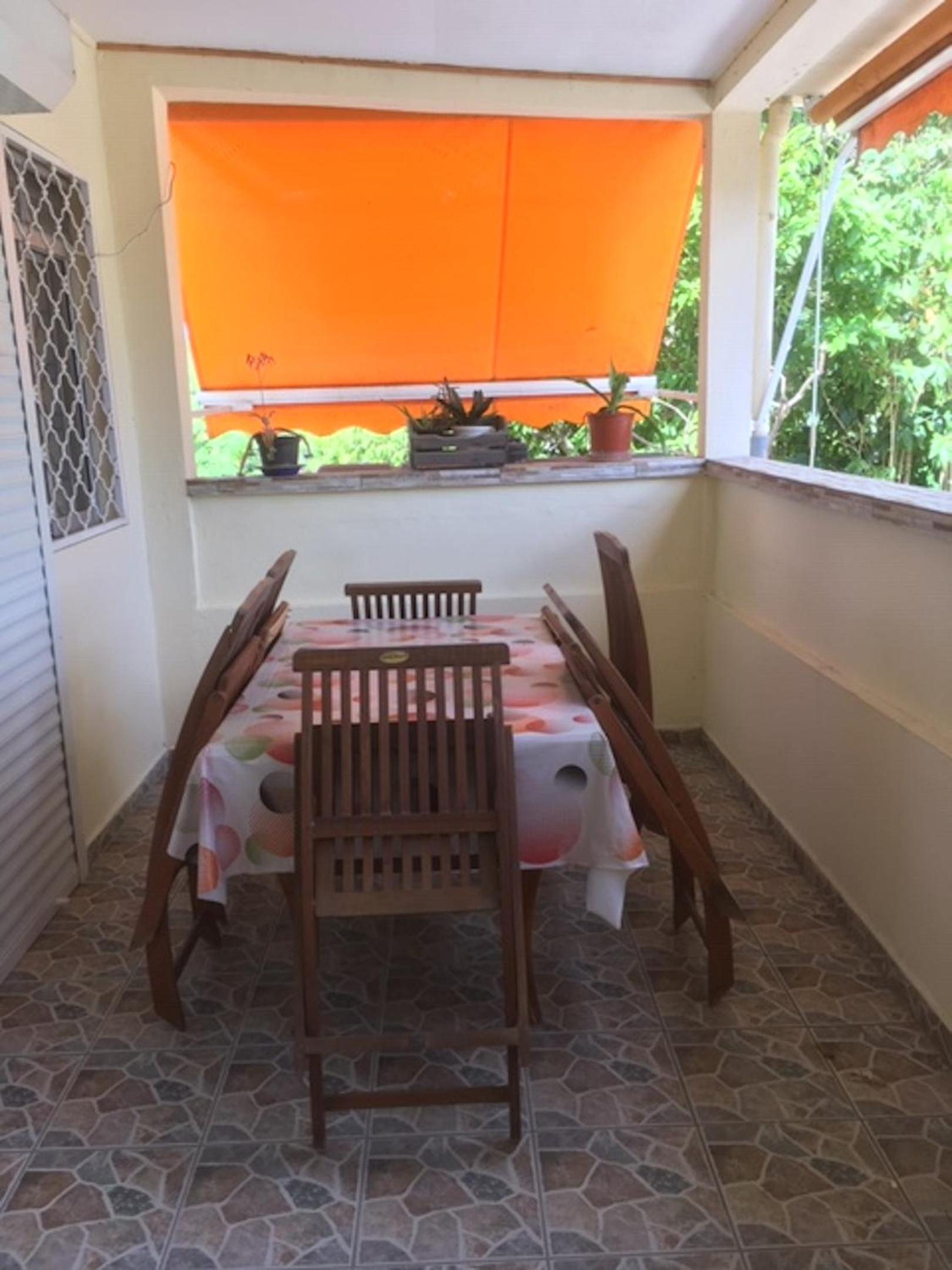 Maison charmante à Sainte-Anne avec climatisation - 70 m²