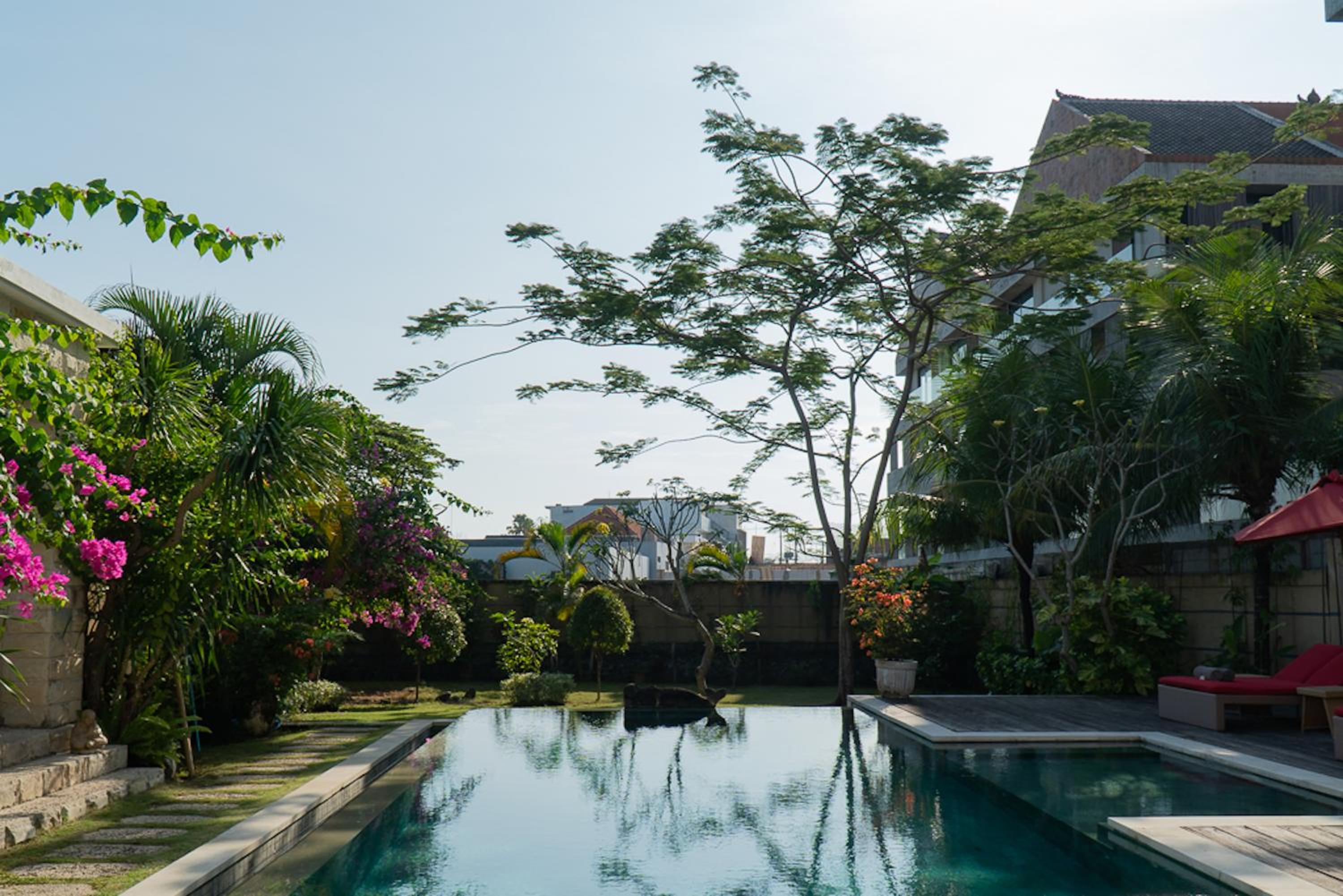 Villa Manggala - 13 mins walk to Berawa Beach