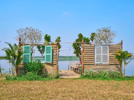 Lakeview Gardens