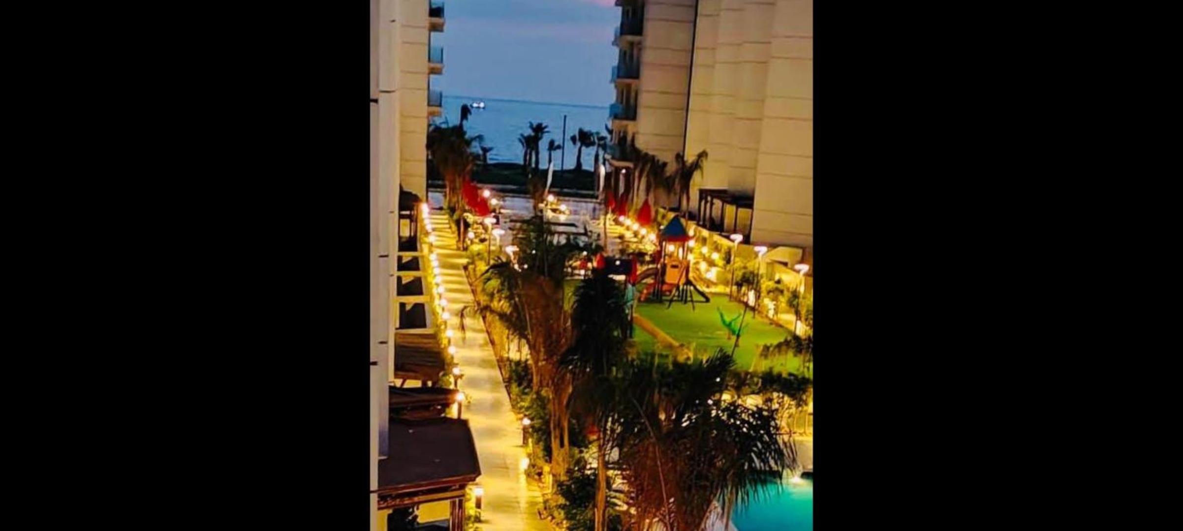 Holiday Flat by Beach