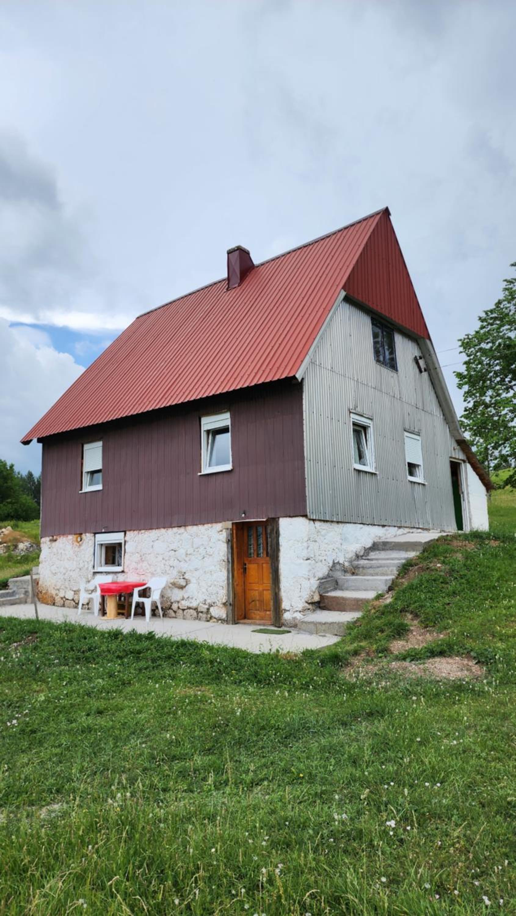 Photo 10